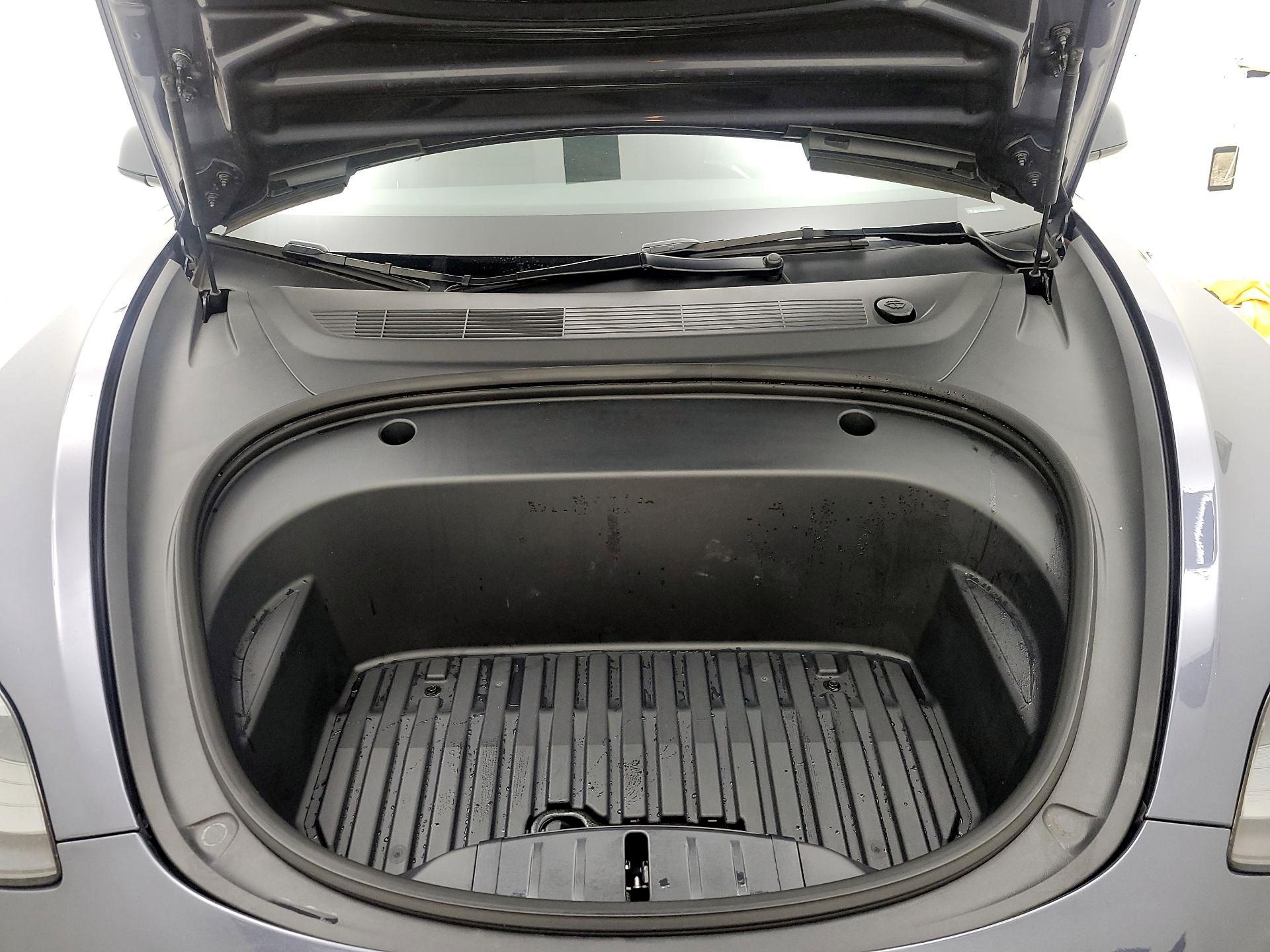 Thumbnail: 2023 Tesla Model 3 - 20