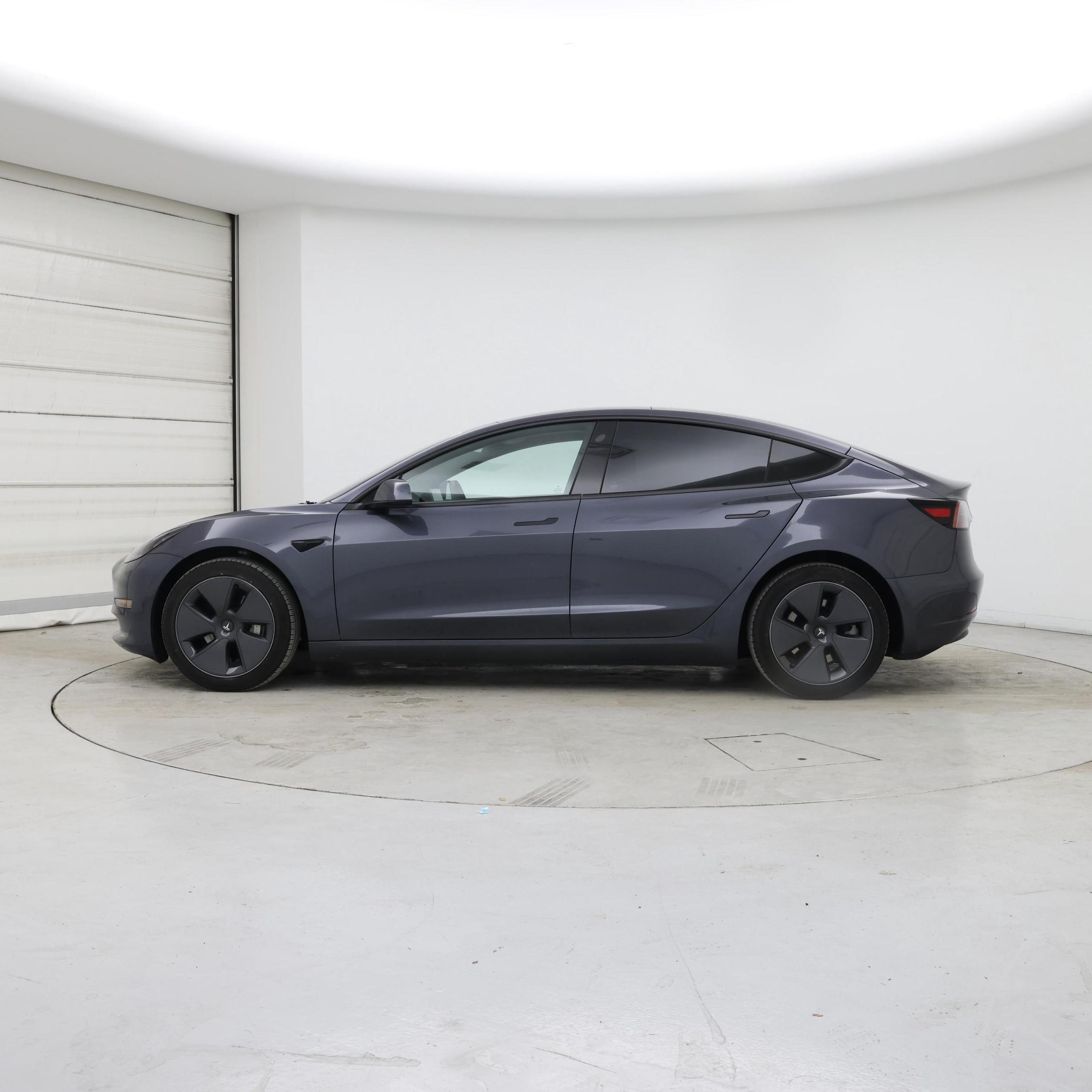 Thumbnail: 2023 Tesla Model 3 - 3