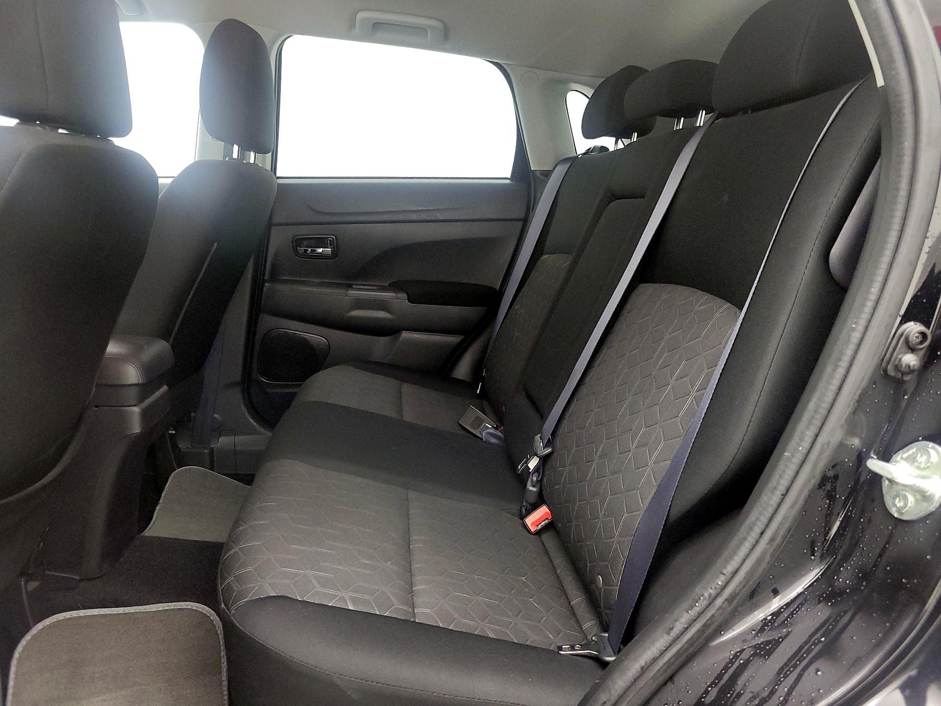 Thumbnail: 2021 Mitsubishi Outlander Sport - 19