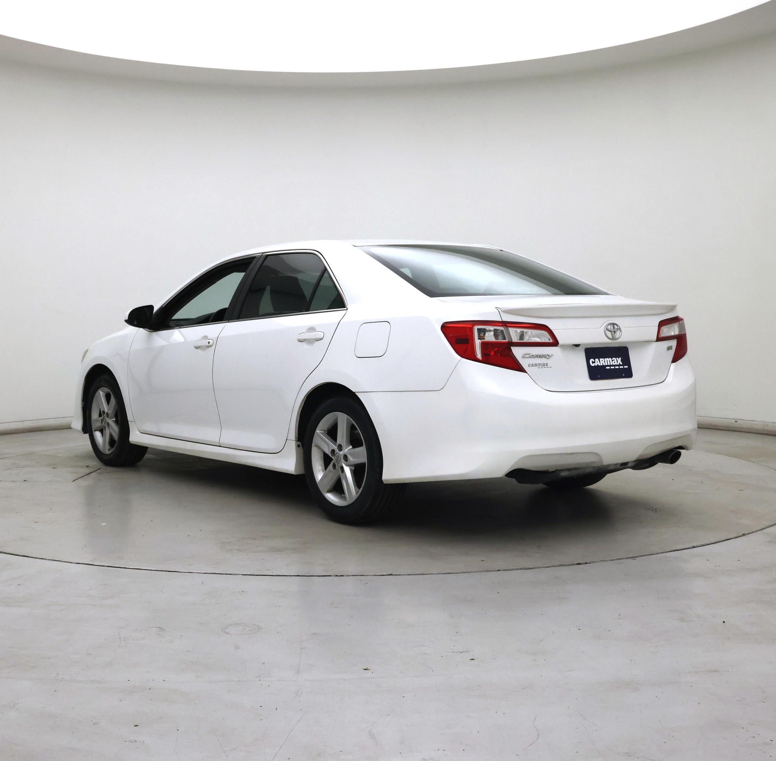 Thumbnail: 2014 Toyota Camry - 2