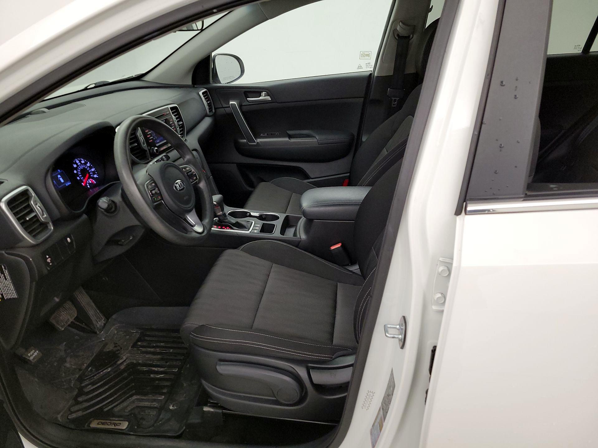 Thumbnail: 2019 Kia Sportage - 11