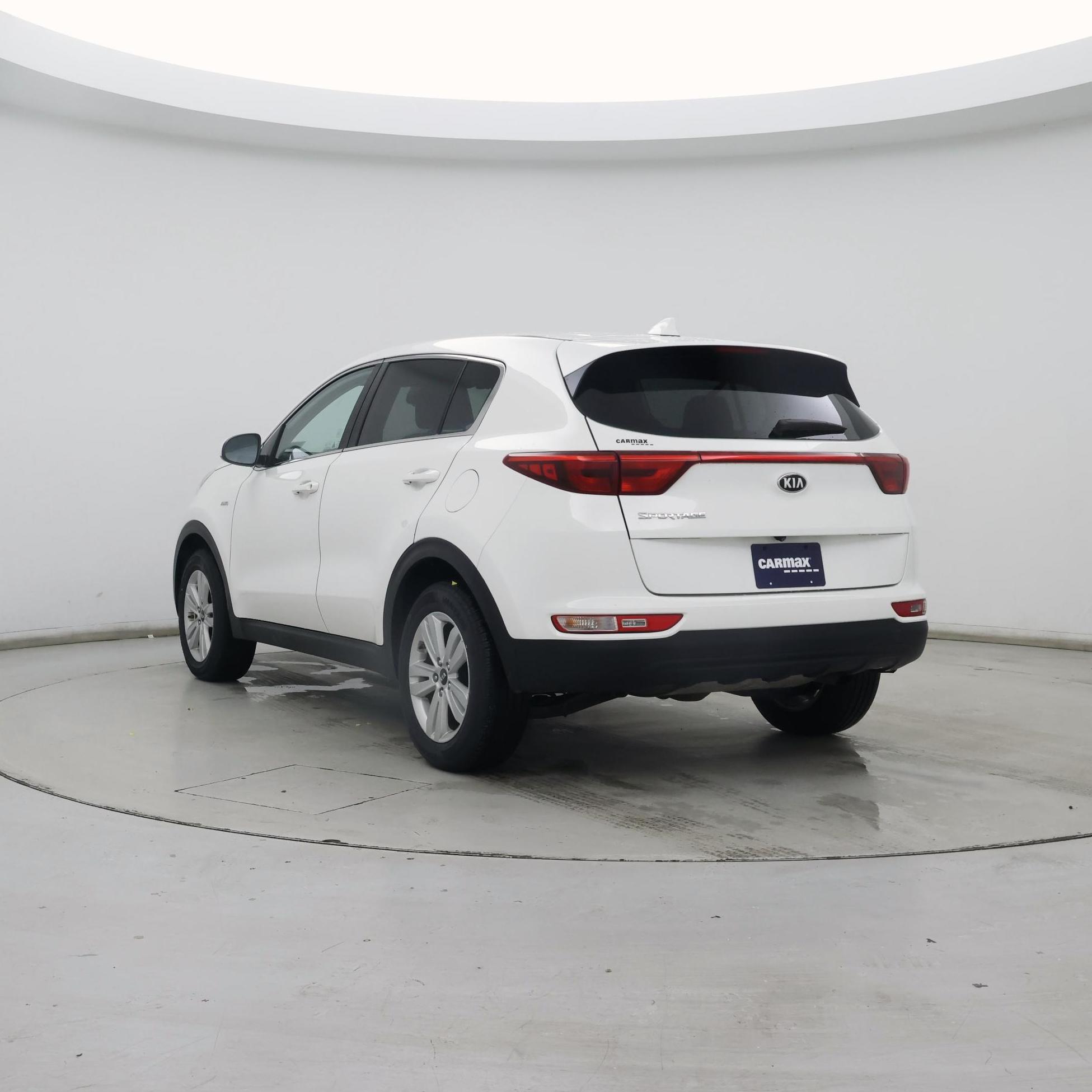 Thumbnail: 2019 Kia Sportage - 2