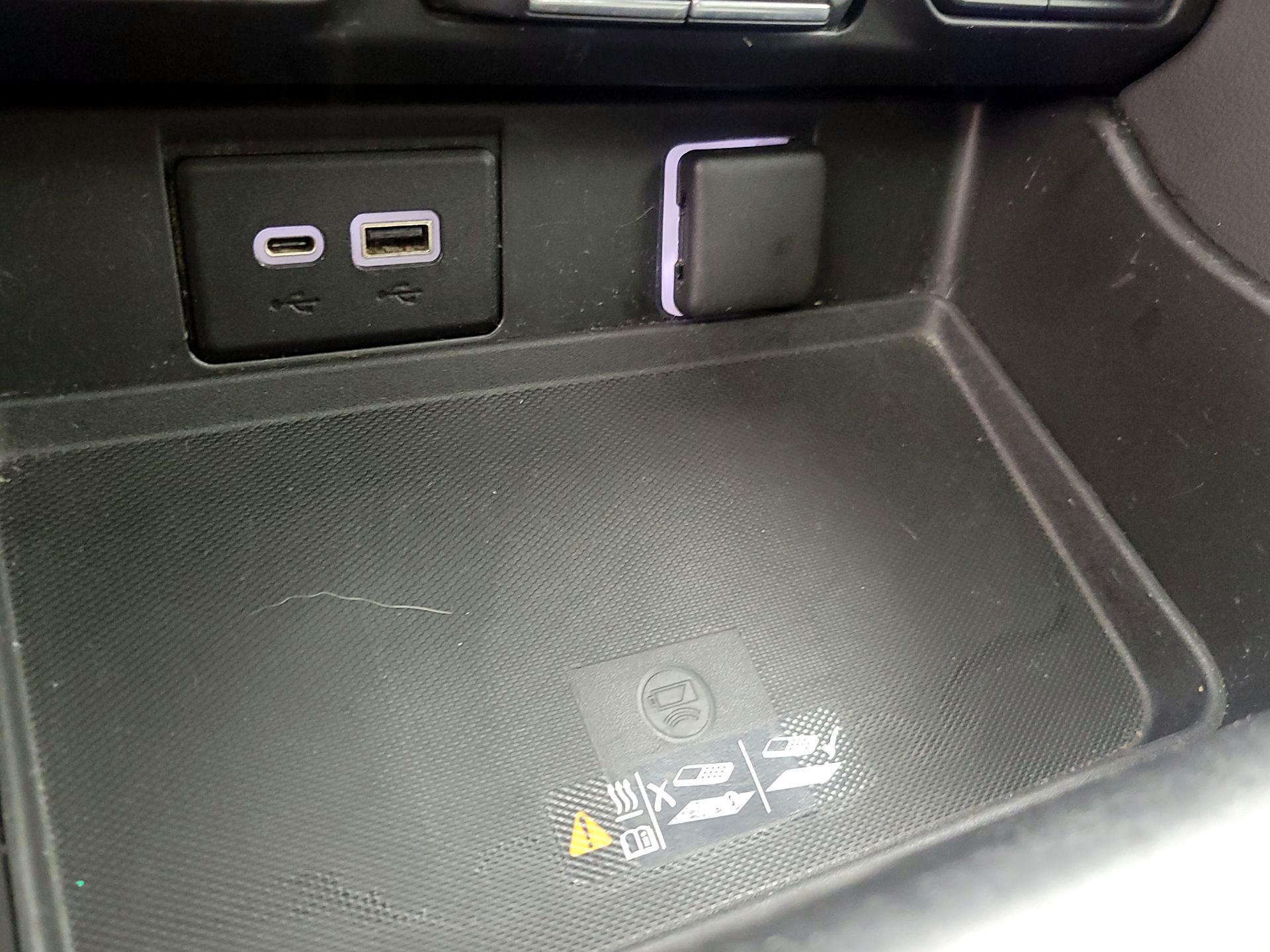 Thumbnail: 2021 Chevrolet Suburban - 18