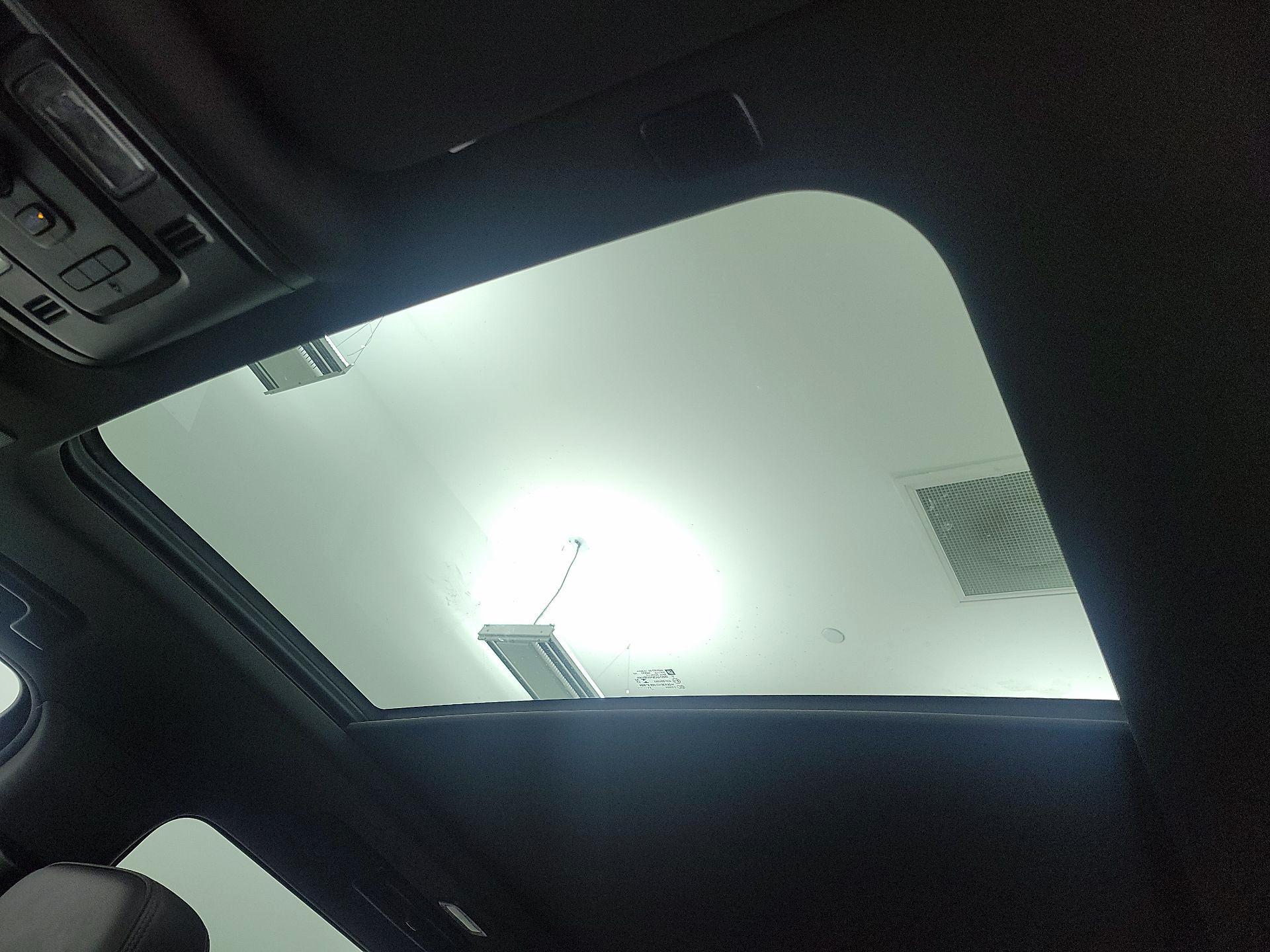 Thumbnail: 2021 Chevrolet Suburban - 19