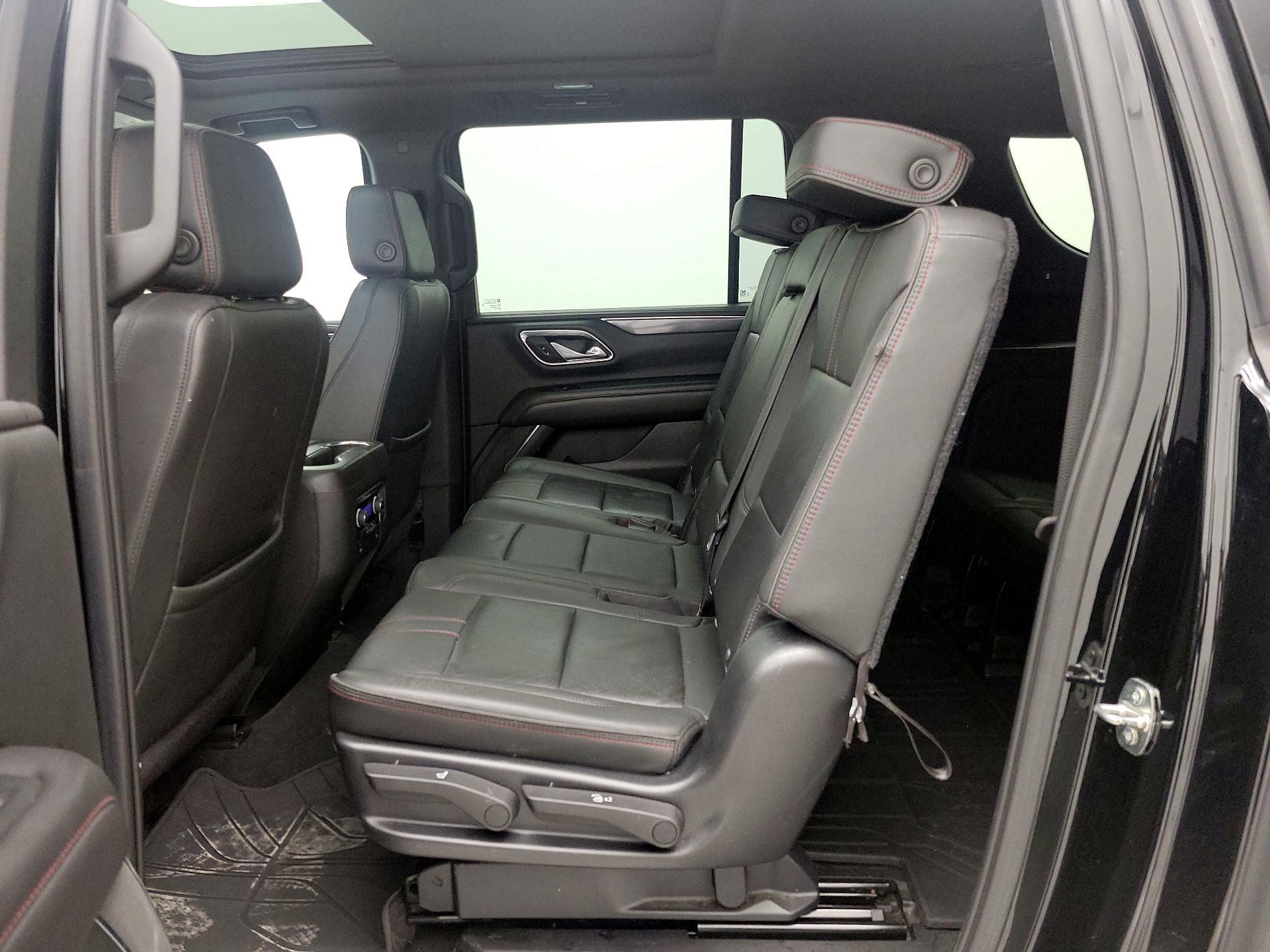 Thumbnail: 2021 Chevrolet Suburban - 20