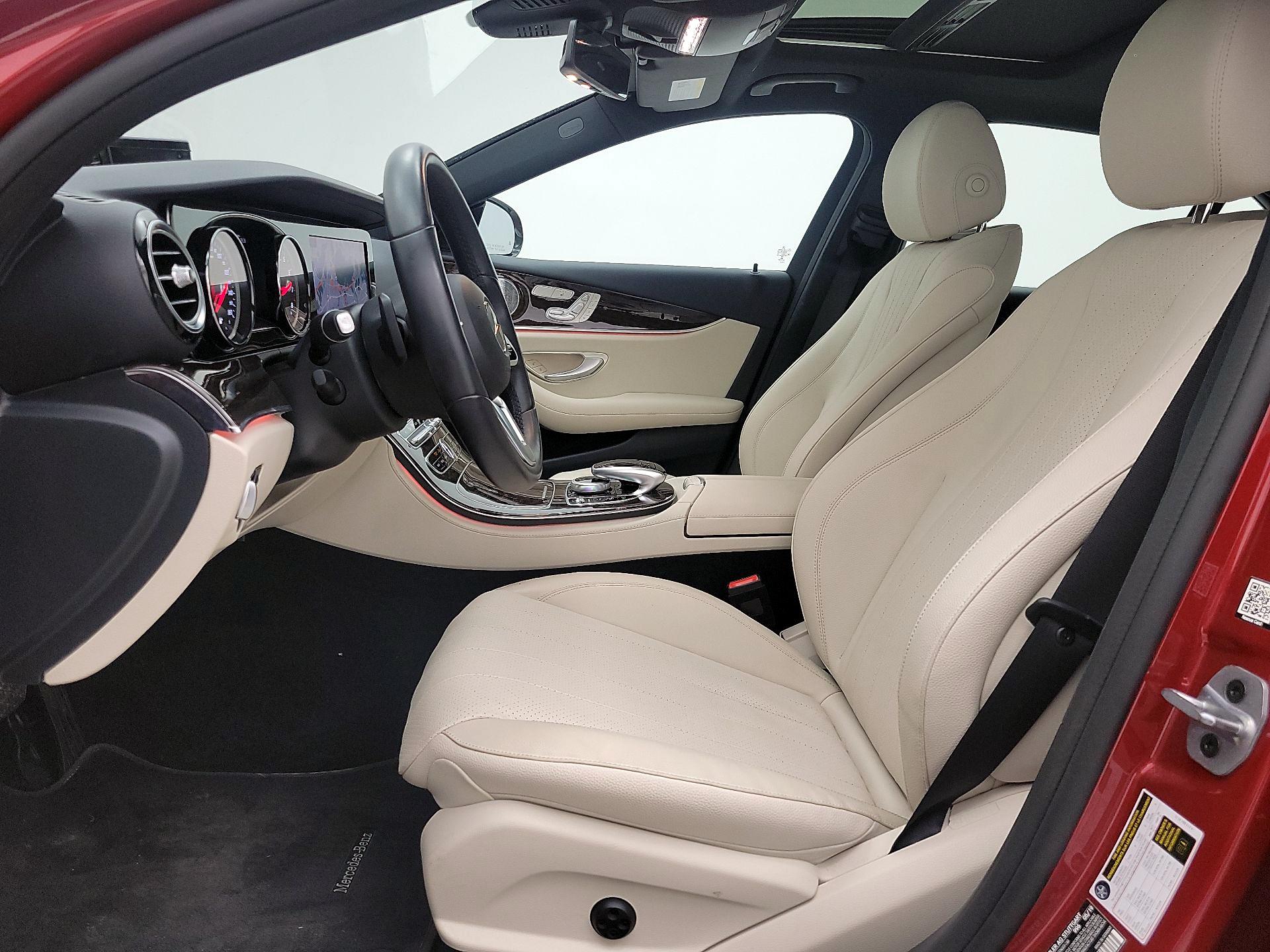 Thumbnail: 2019 Mercedes-Benz E-Class - 11