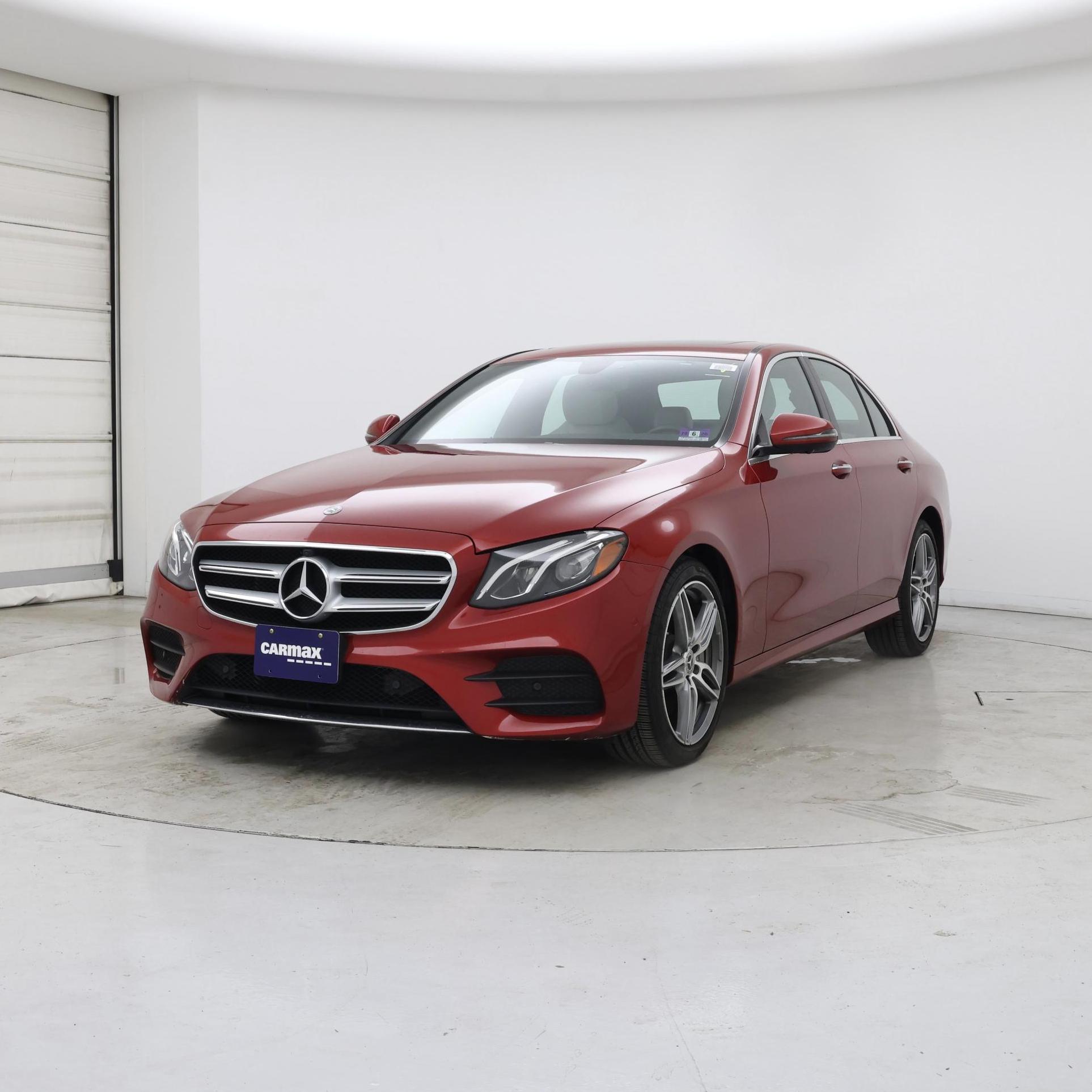 Thumbnail: 2019 Mercedes-Benz E-Class - 4