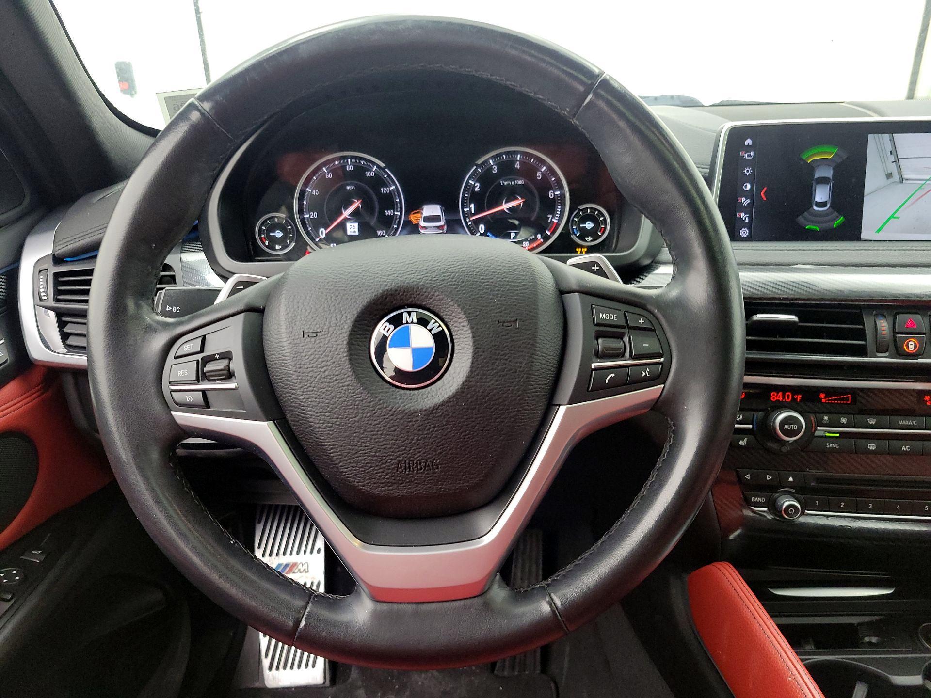 Thumbnail: 2018 BMW X6 - 10