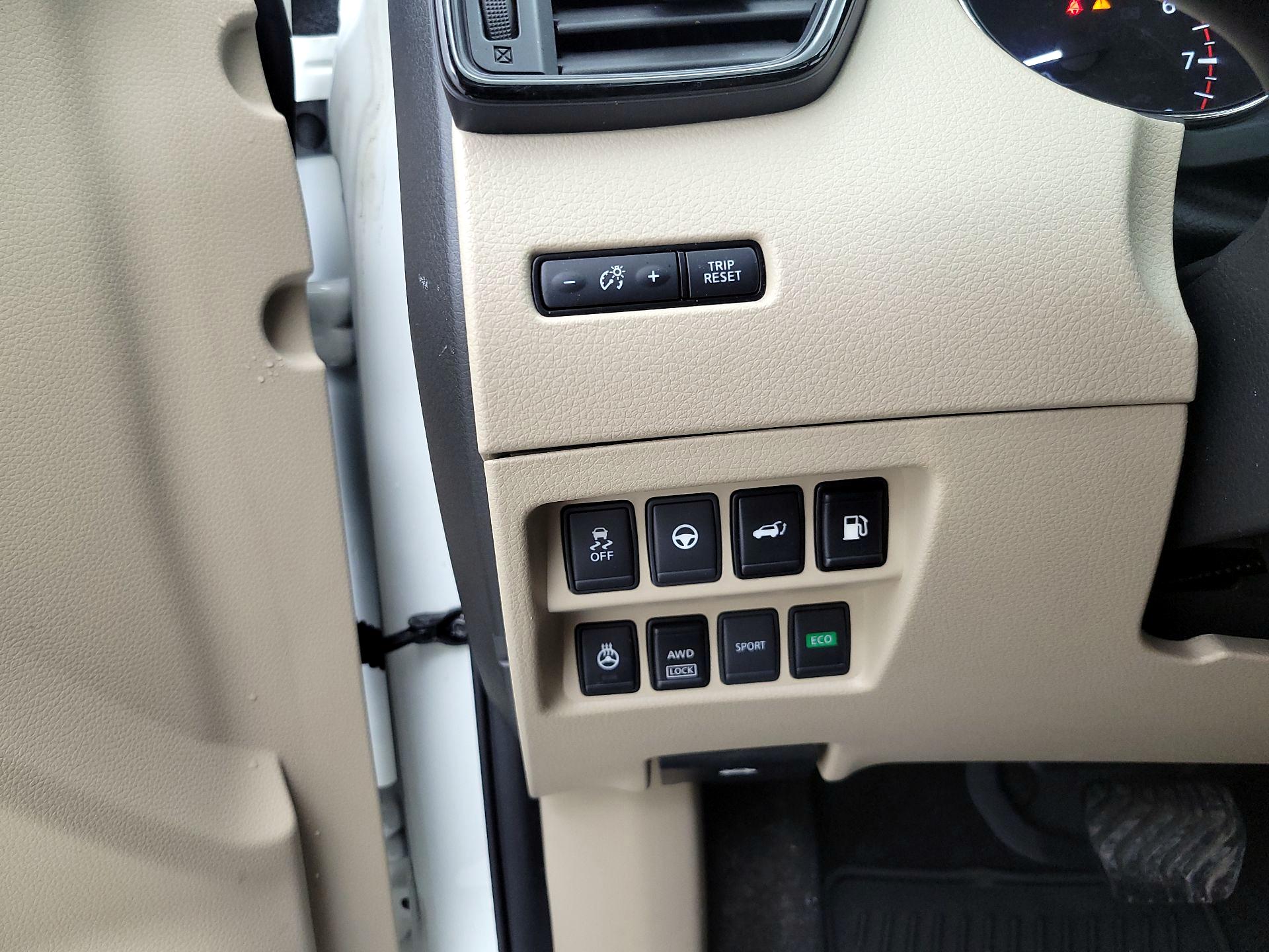 Thumbnail: 2019 Nissan Rogue - 13