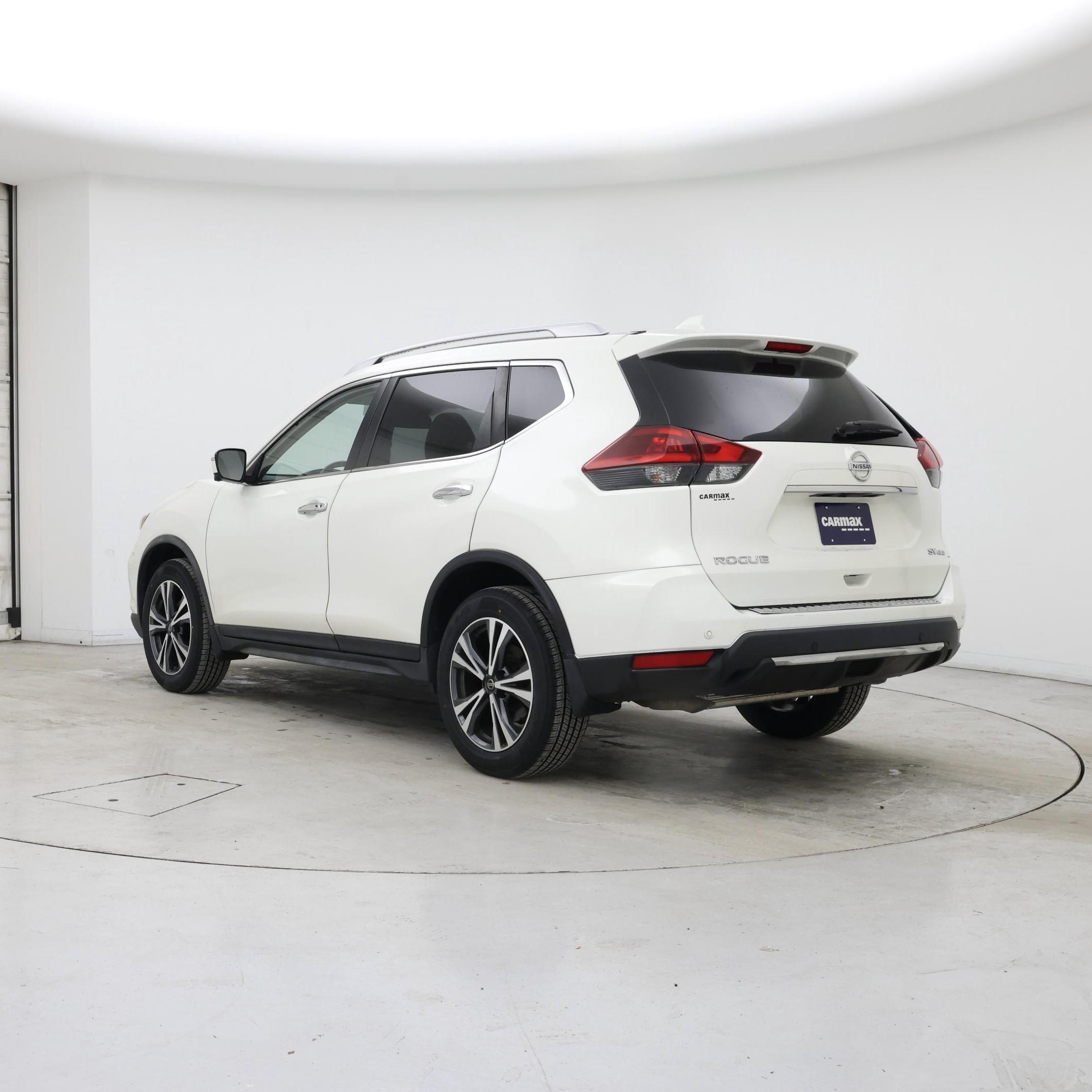 Thumbnail: 2019 Nissan Rogue - 2