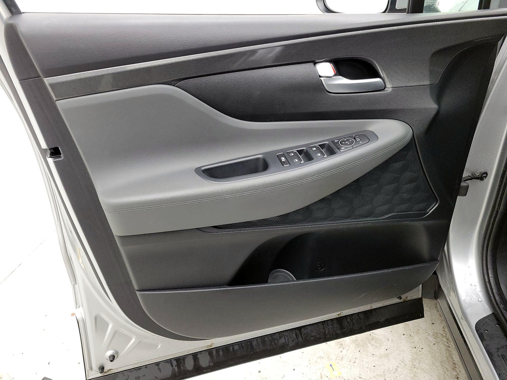 Thumbnail: 2023 Hyundai Santa Fe - 12