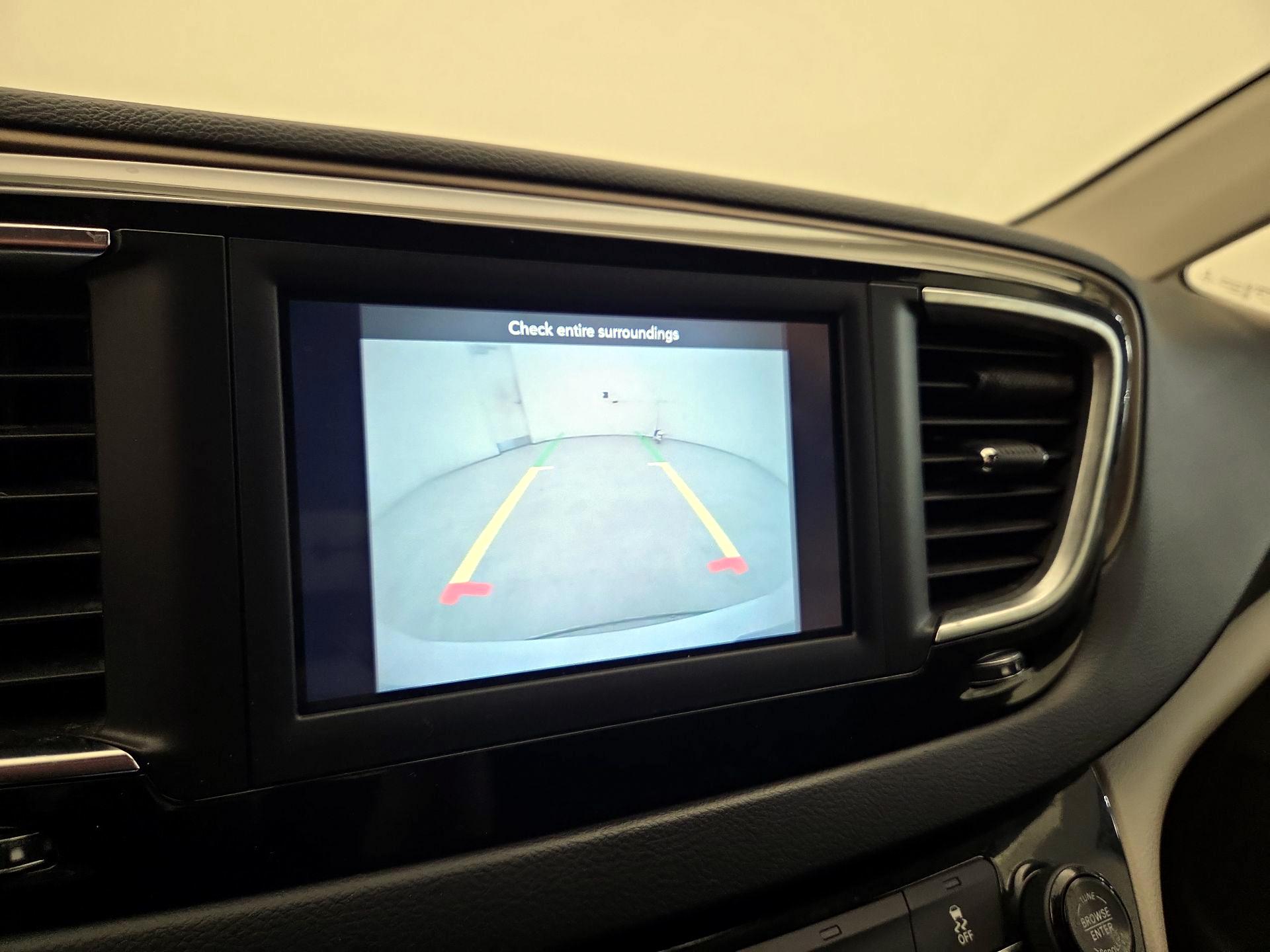 Thumbnail: 2019 Chrysler Pacifica - 14