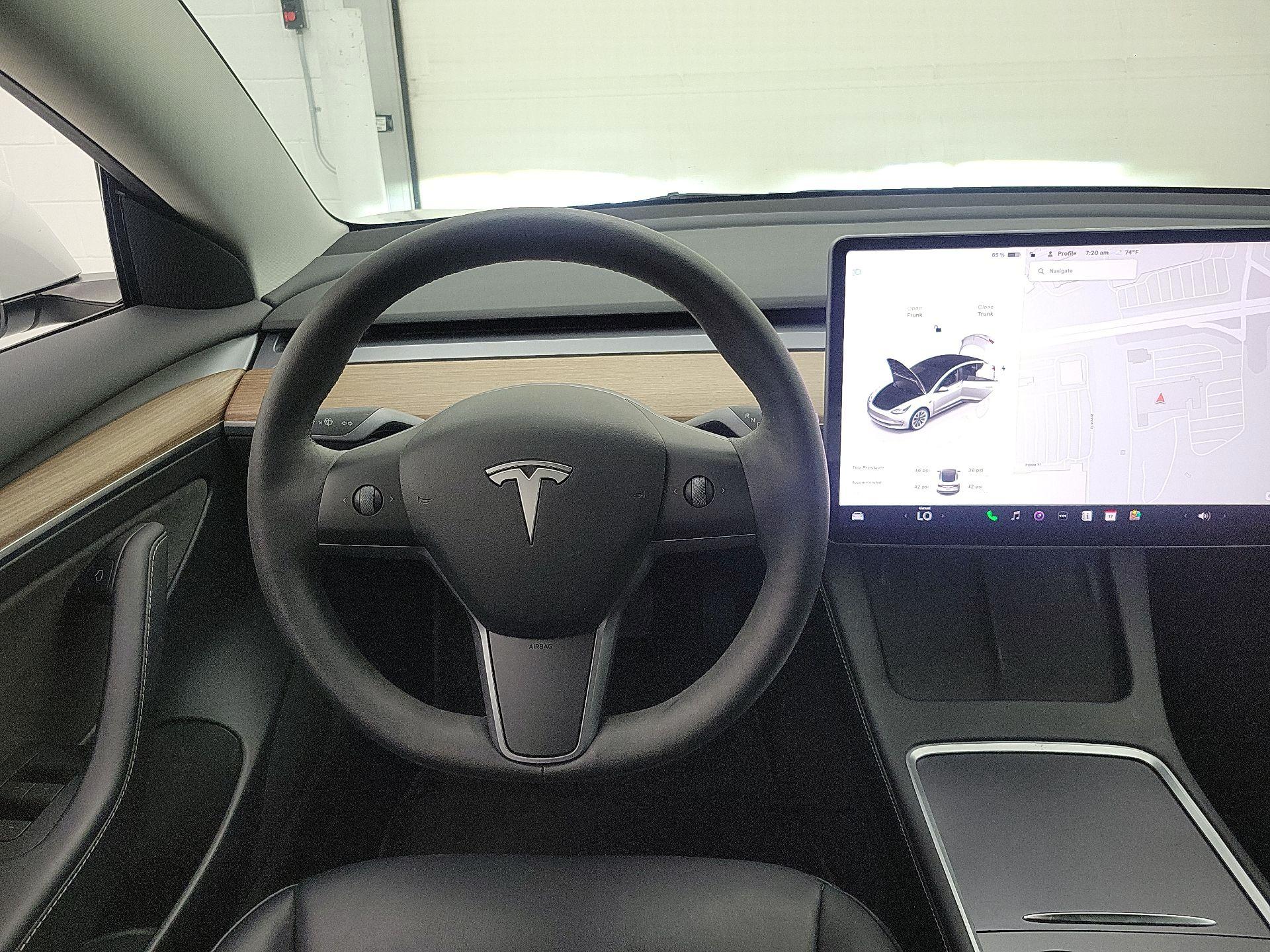 Thumbnail: 2022 Tesla Model 3 - 10