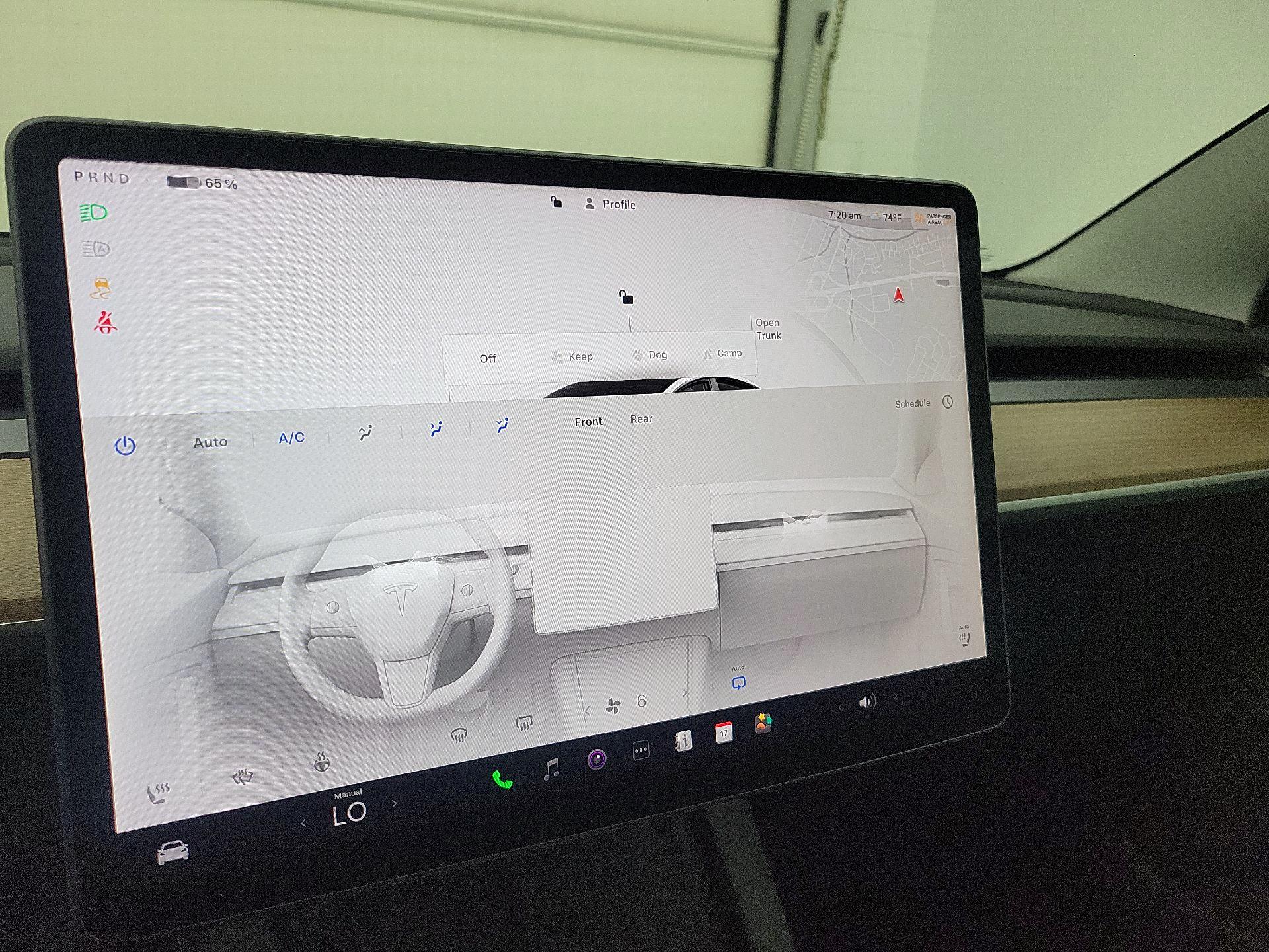 Thumbnail: 2022 Tesla Model 3 - 16