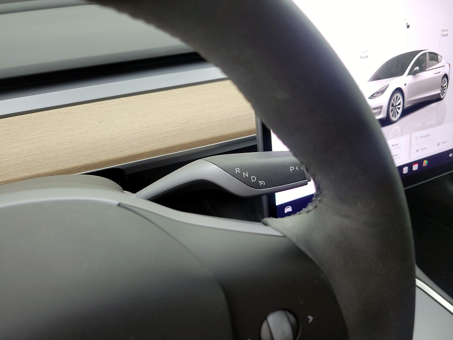 Thumbnail: 2022 Tesla Model 3 - 17
