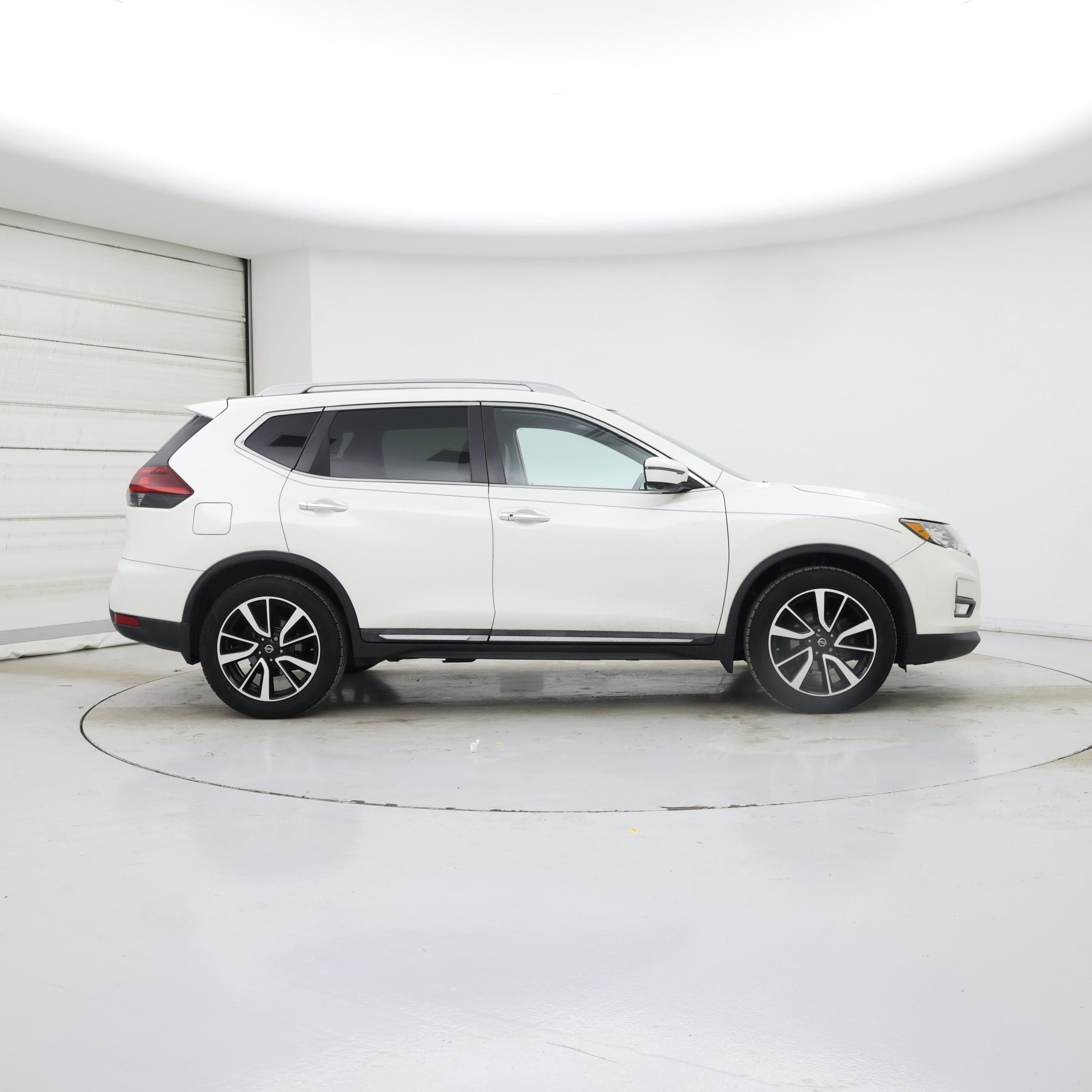 Thumbnail: 2020 Nissan Rogue - 7