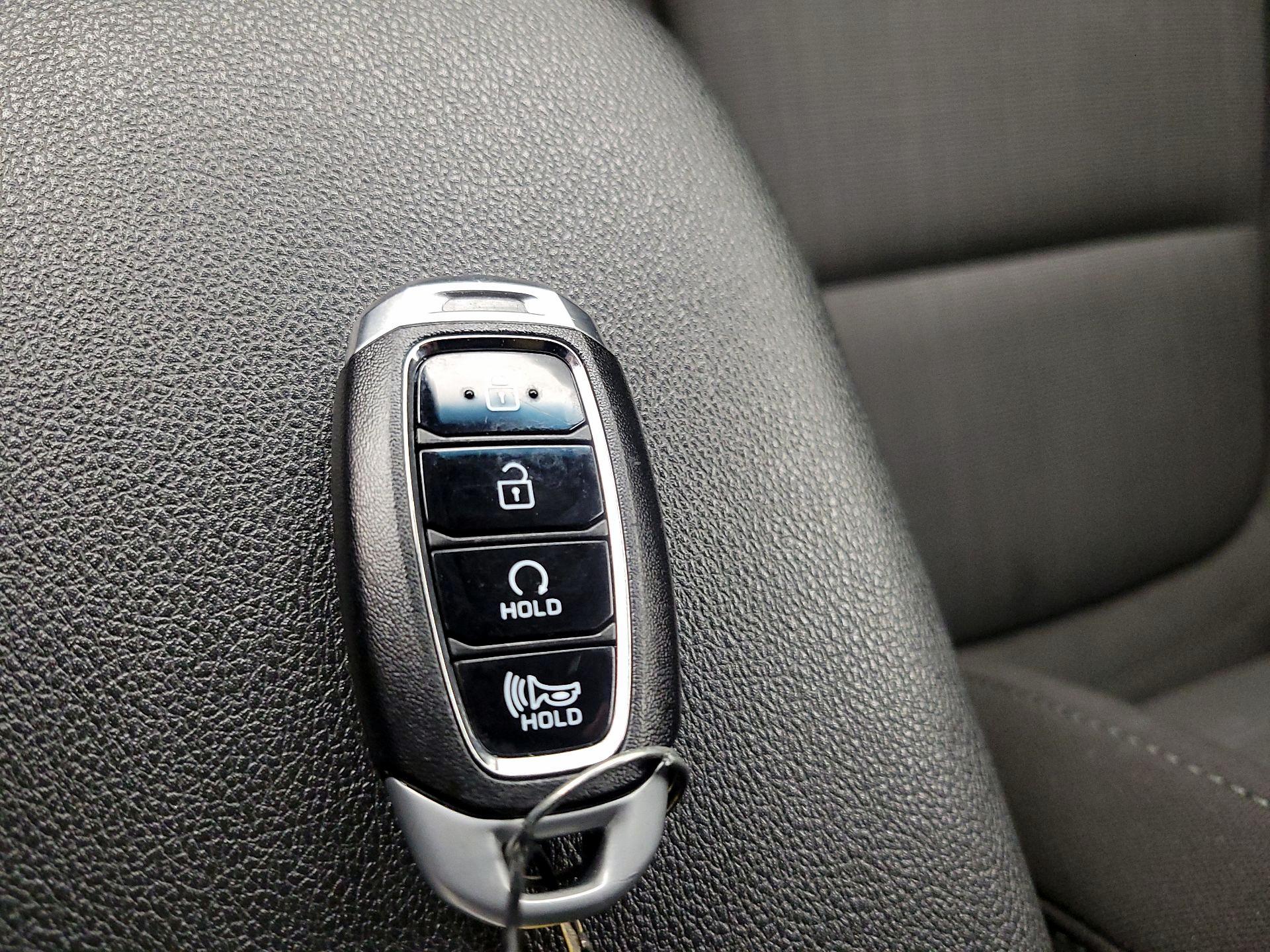 Thumbnail: 2023 Hyundai Kona - 18