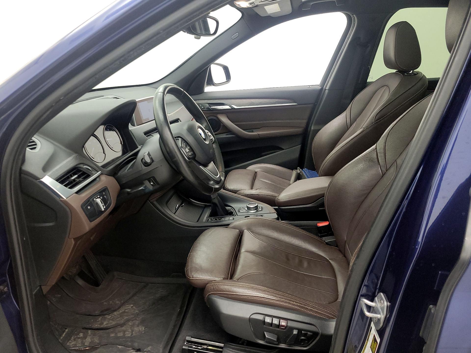 Thumbnail: 2018 BMW X1 - 11