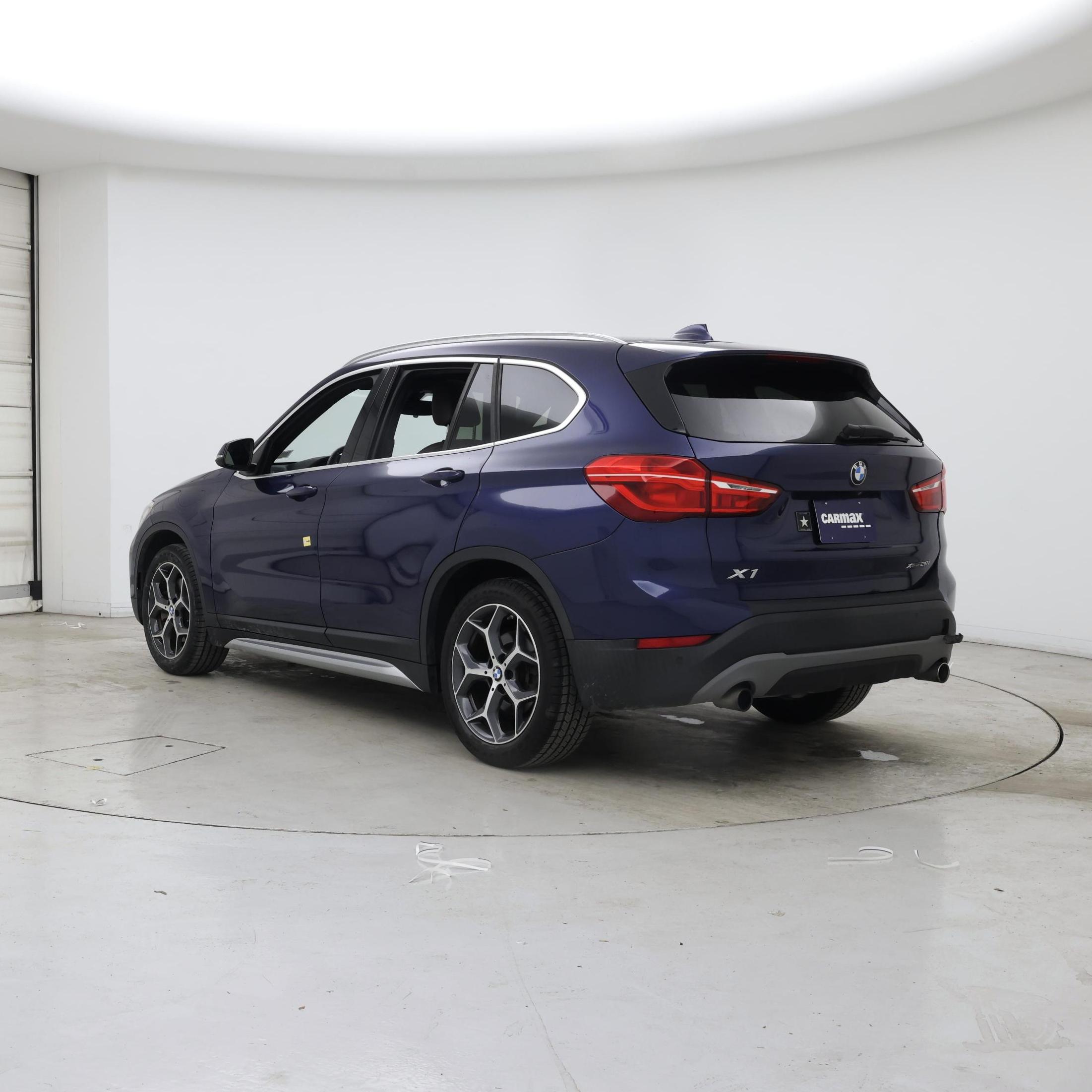 Thumbnail: 2018 BMW X1 - 2