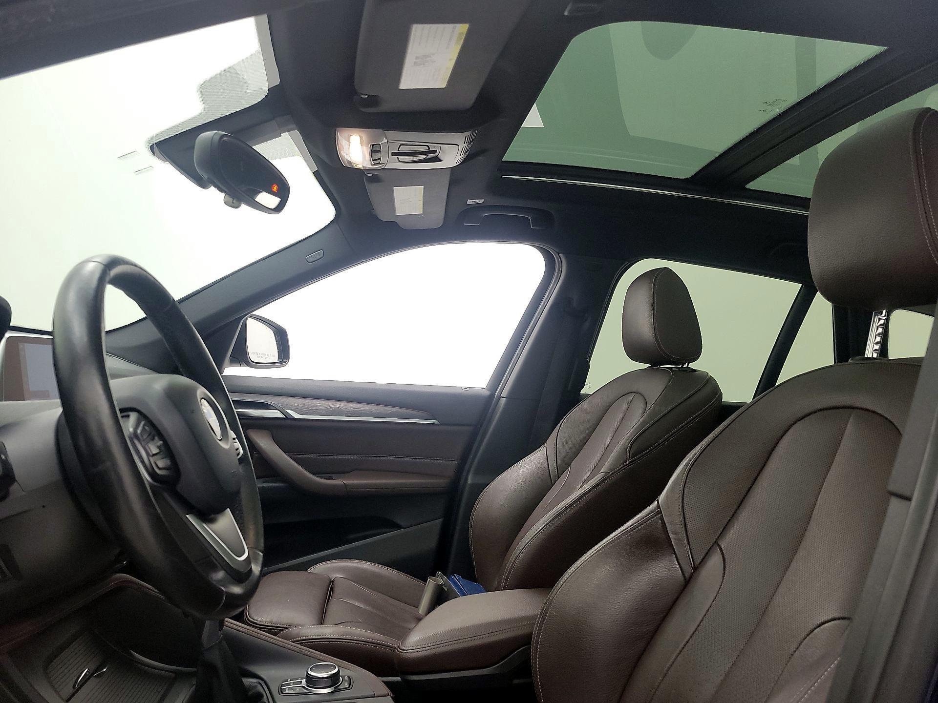 Thumbnail: 2018 BMW X1 - 20