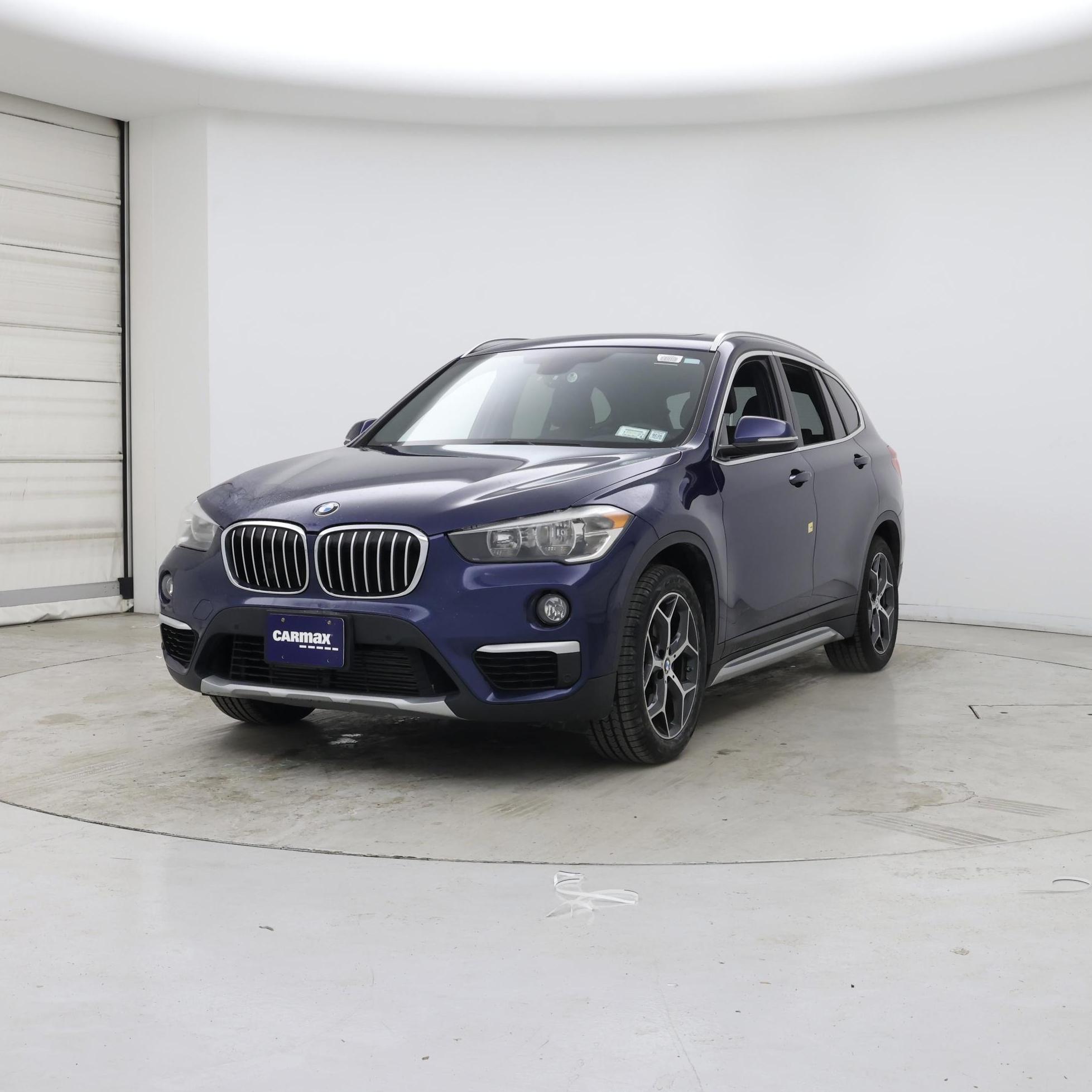 Thumbnail: 2018 BMW X1 - 4