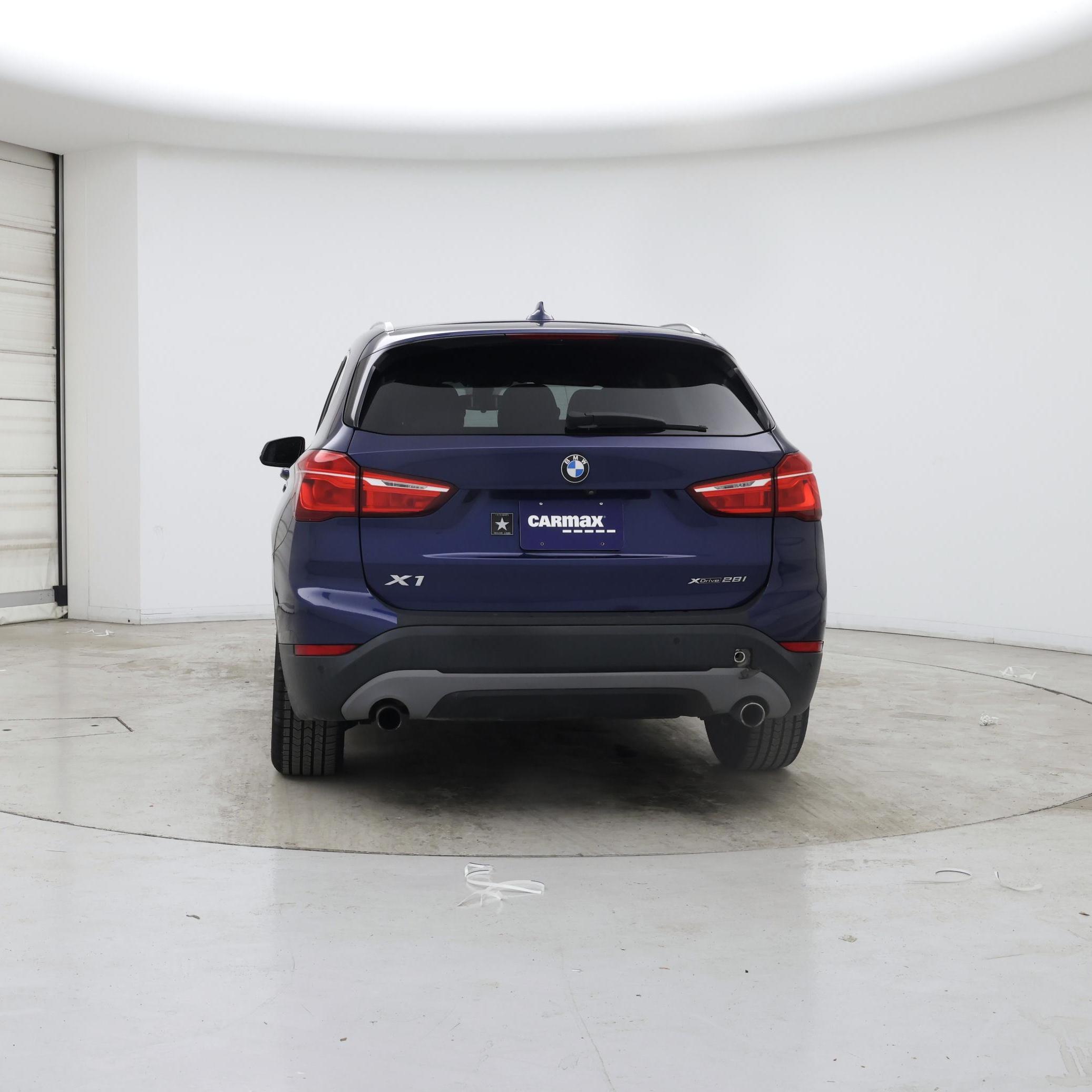 Thumbnail: 2018 BMW X1 - 6