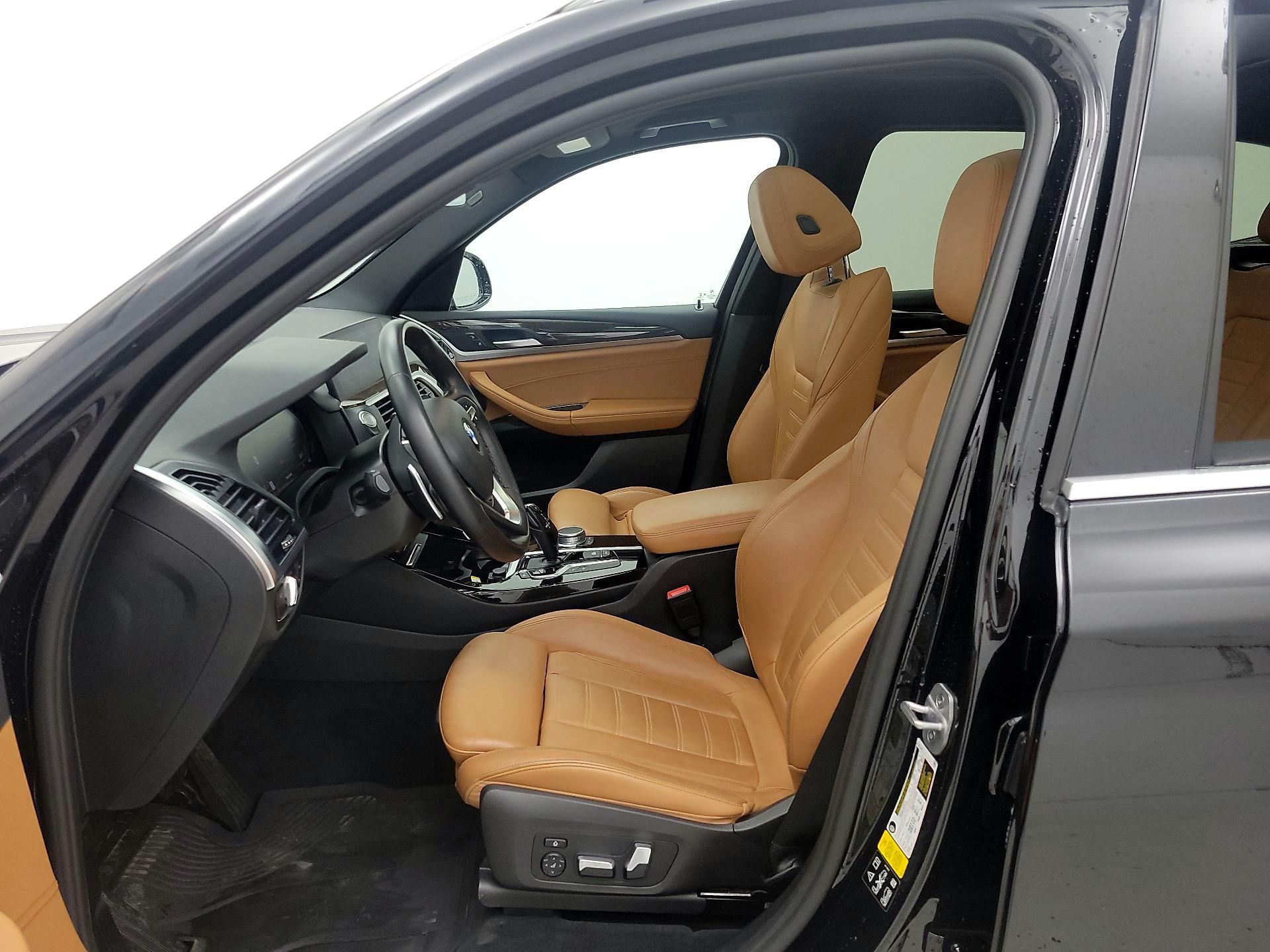 Thumbnail: 2021 BMW X3 - 11