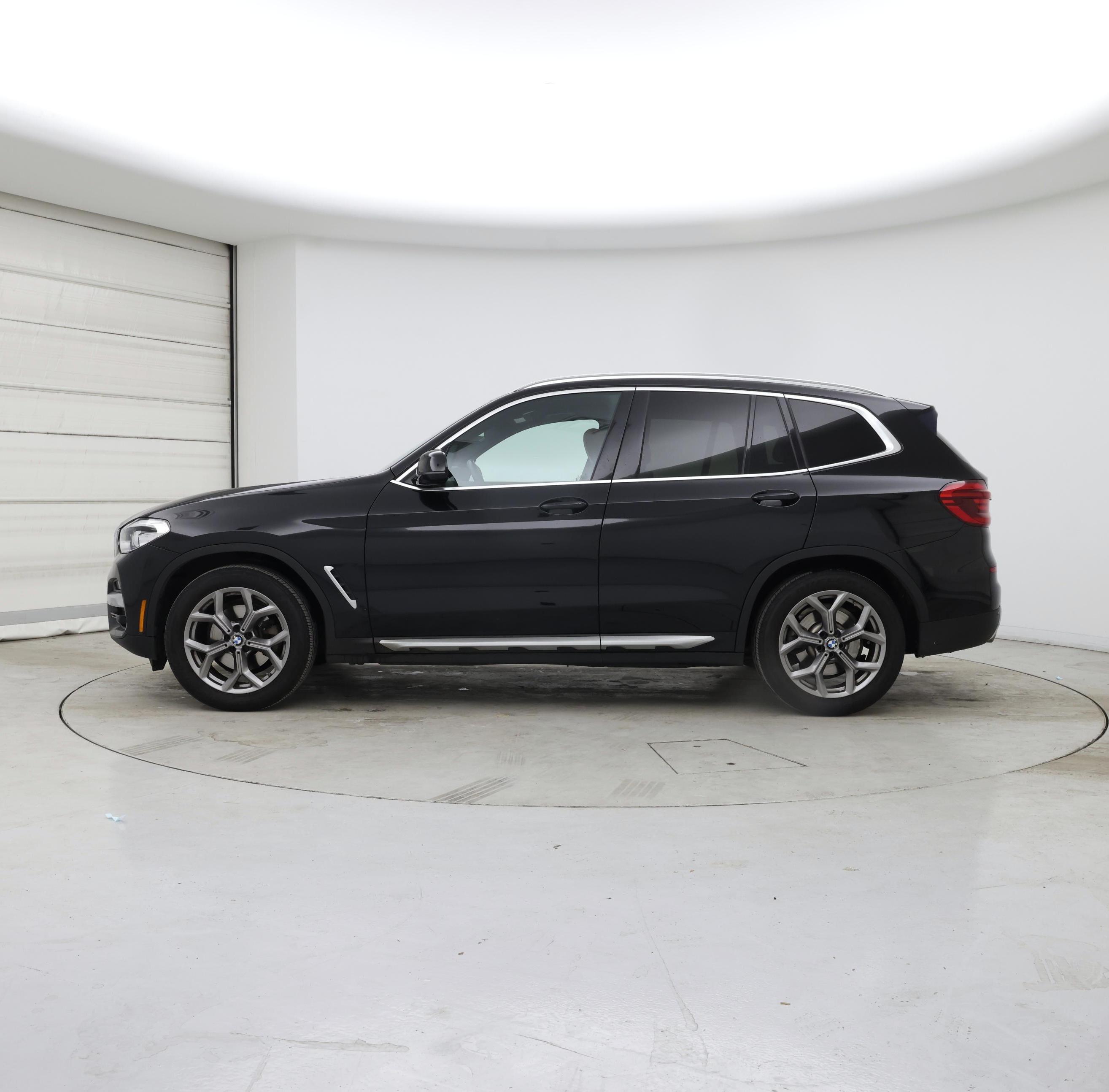Thumbnail: 2021 BMW X3 - 3