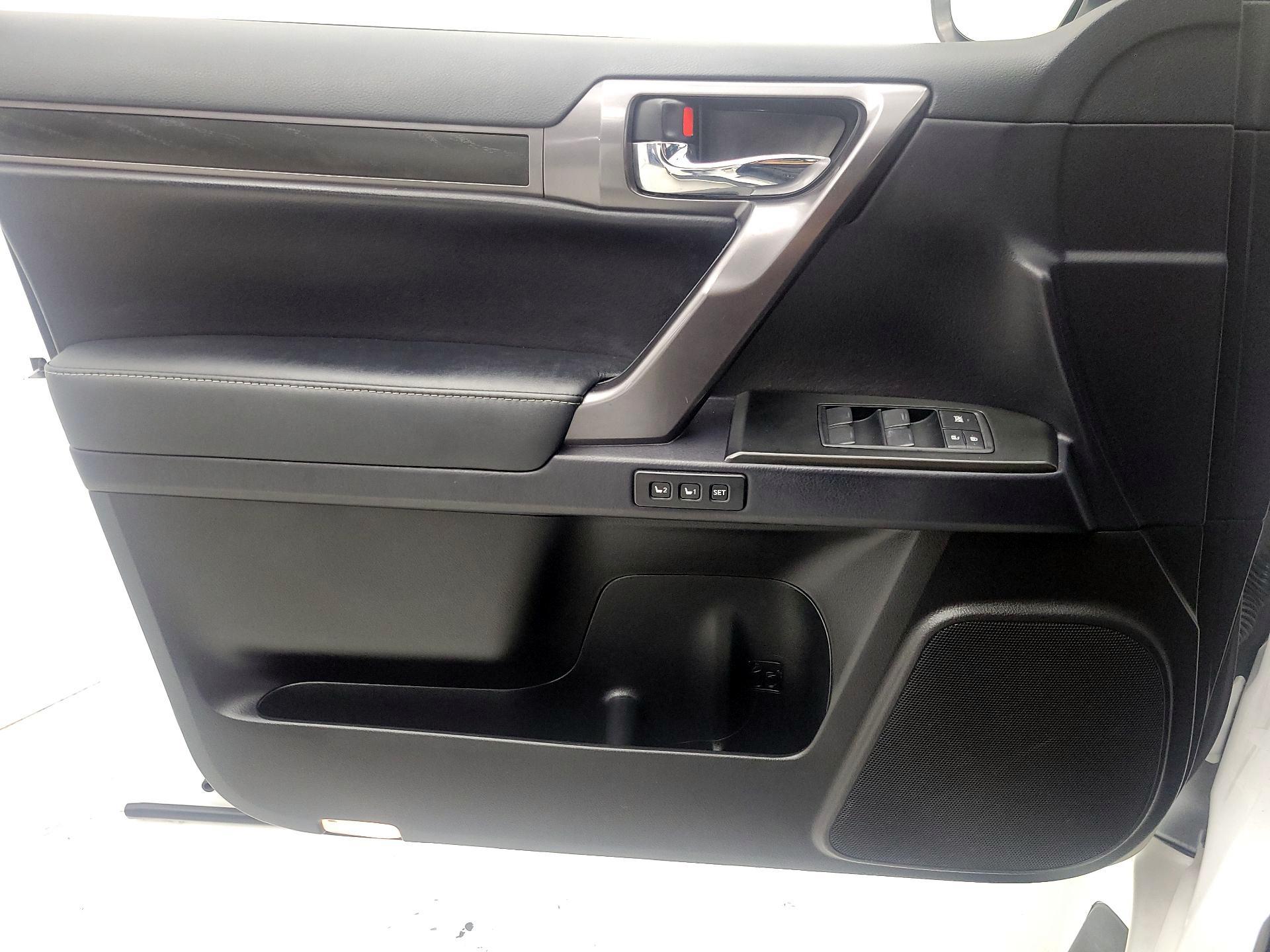 Thumbnail: 2022 Lexus GX - 12