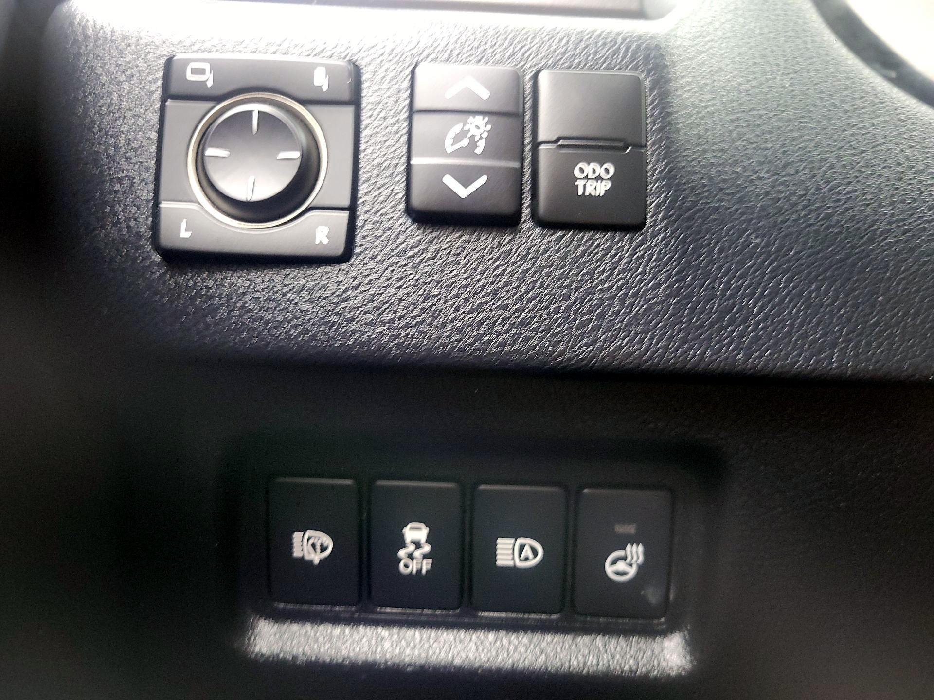 Thumbnail: 2022 Lexus GX - 13