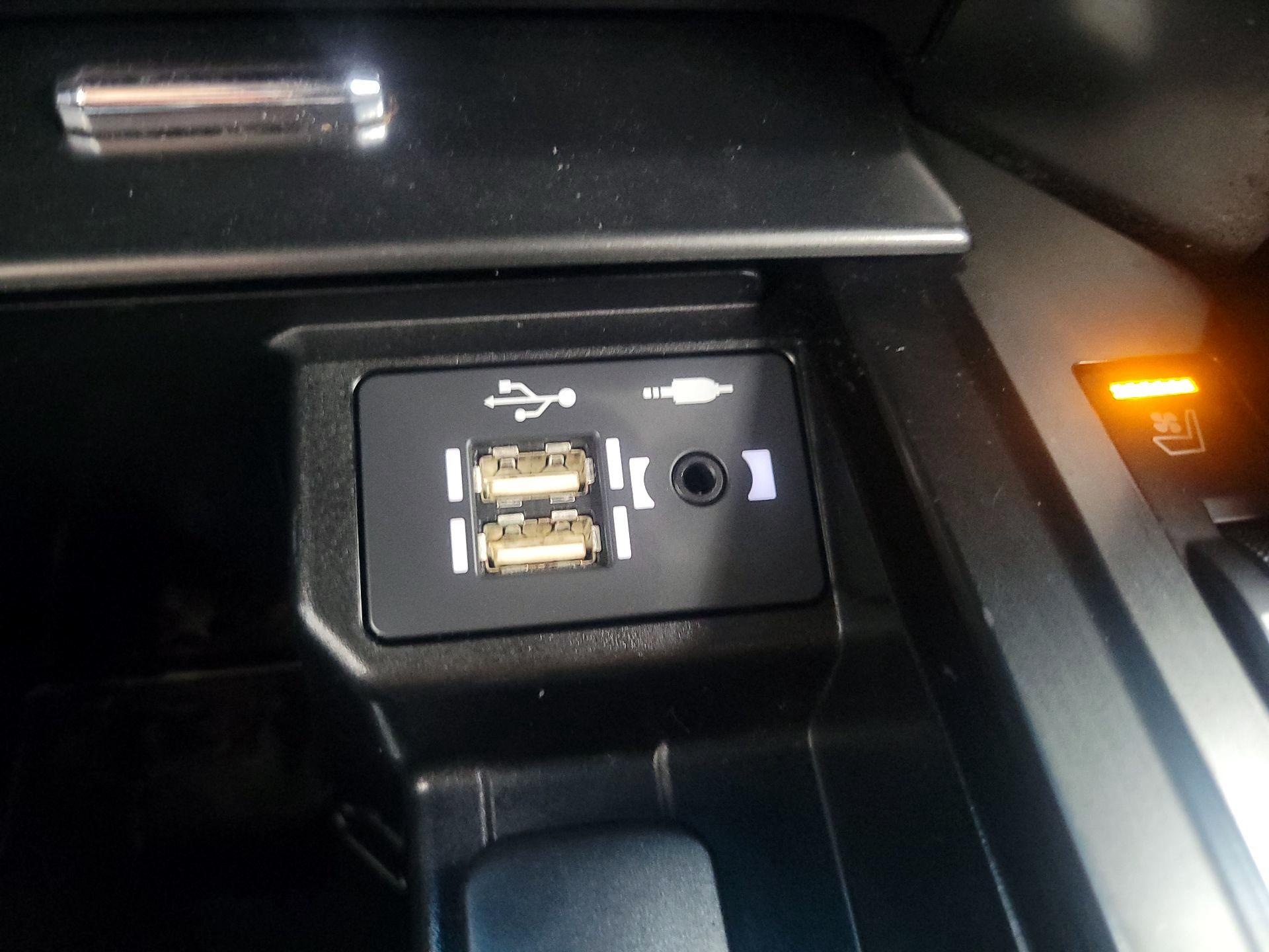 Thumbnail: 2022 Lexus GX - 19