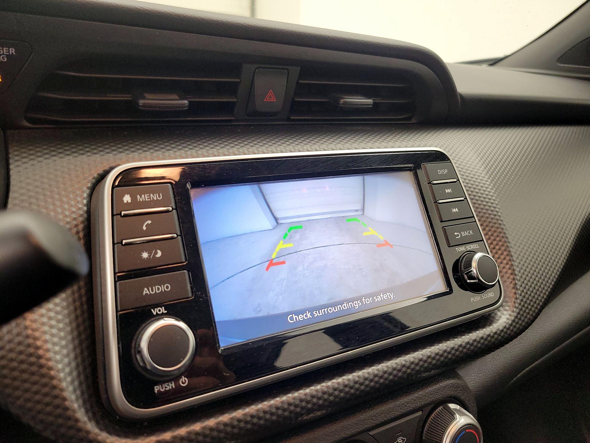 Thumbnail: 2018 Nissan Kicks - 11