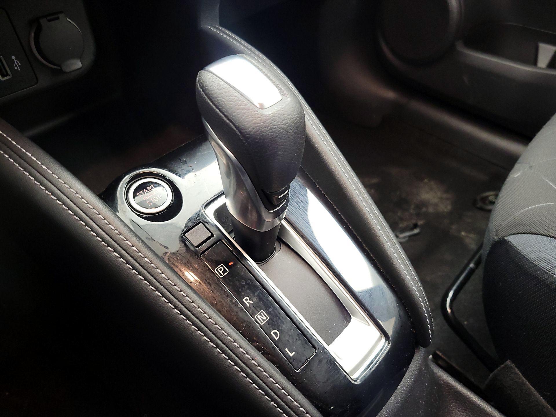 Thumbnail: 2018 Nissan Kicks - 14