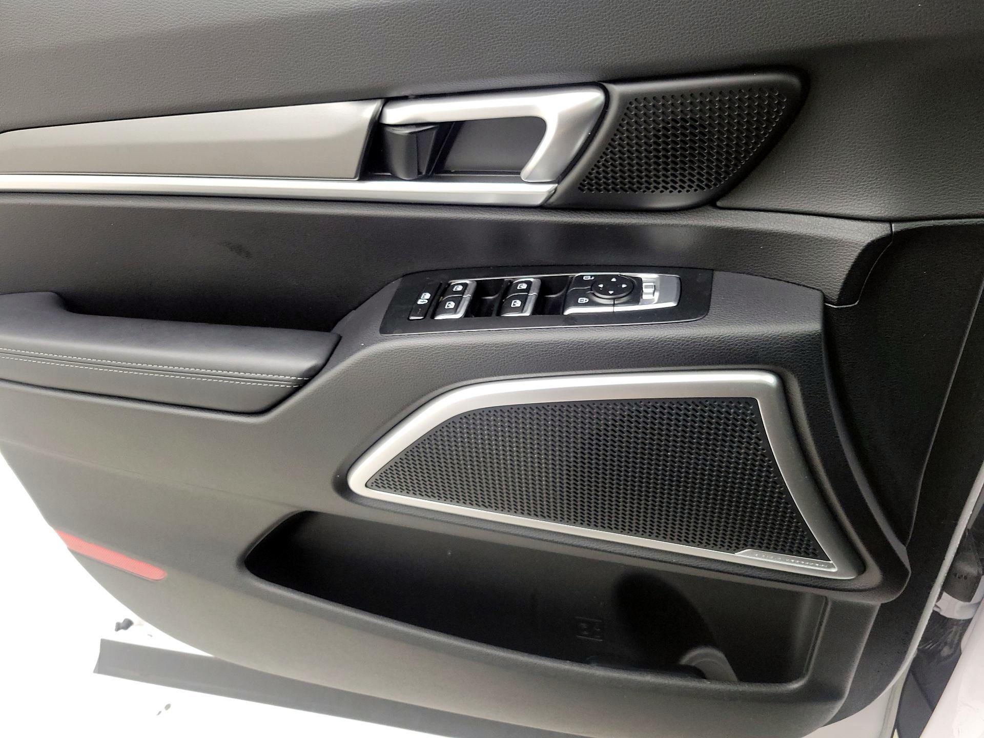 Thumbnail: 2022 Kia Telluride - 12