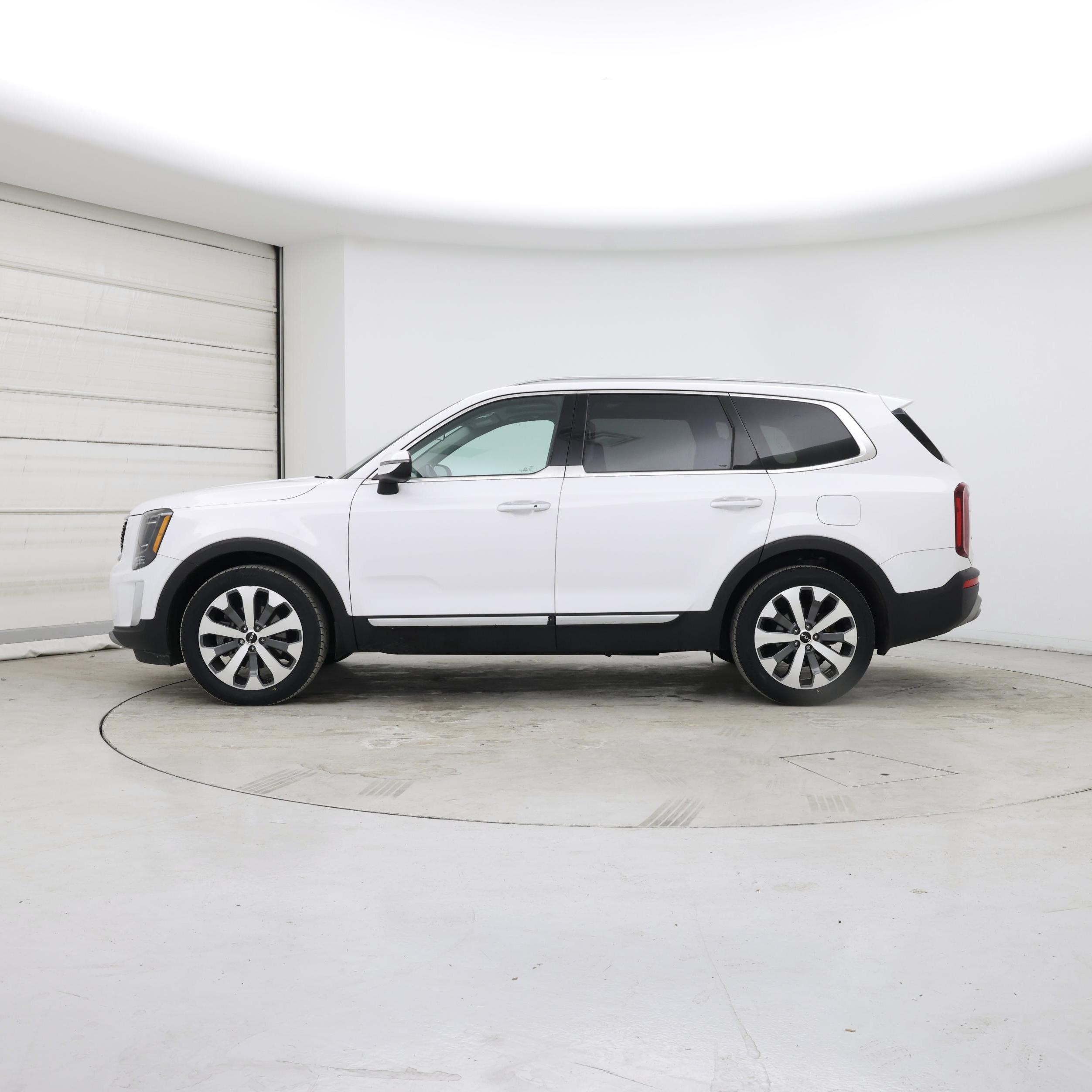 Thumbnail: 2022 Kia Telluride - 3