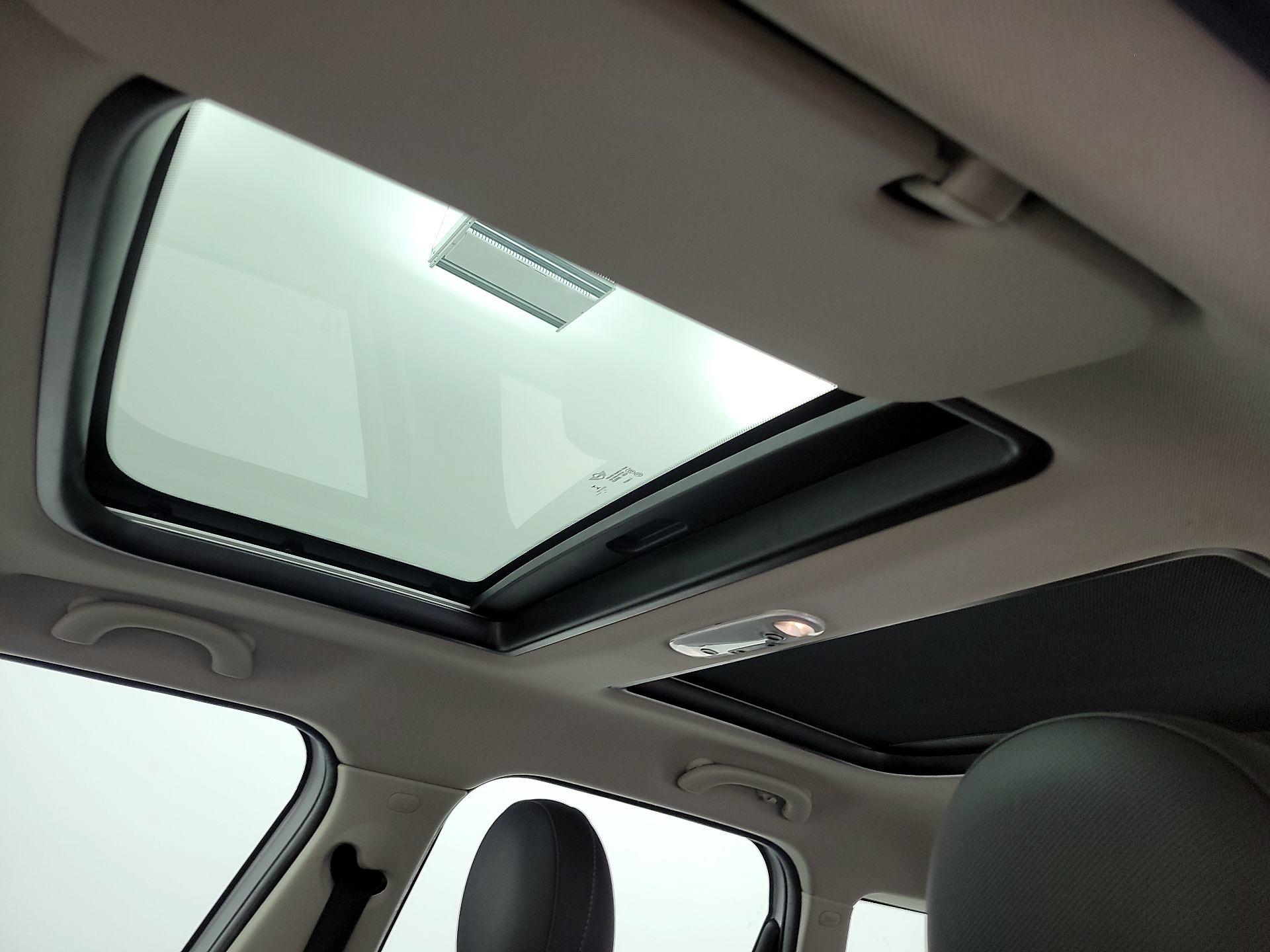 Thumbnail: 2019 MINI Cooper Countryman - 19