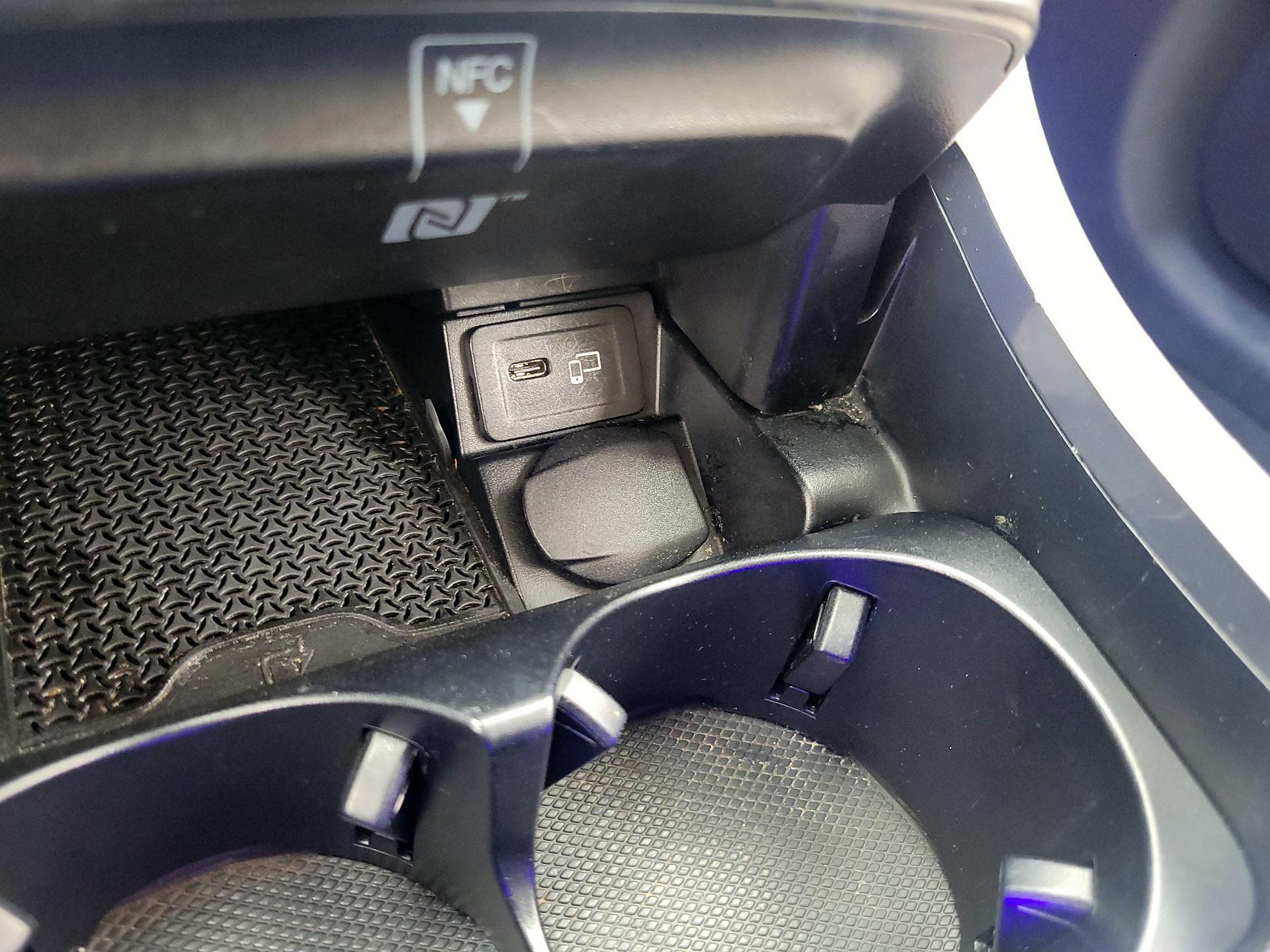 Thumbnail: 2023 Mercedes-Benz E-Class - 18