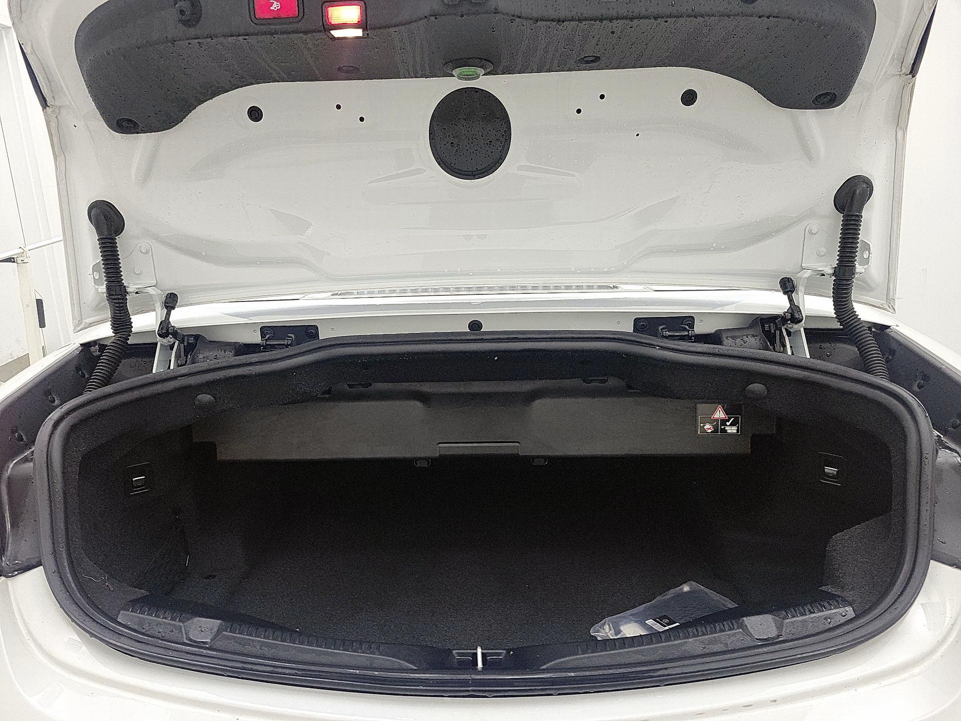 Thumbnail: 2023 Mercedes-Benz E-Class - 20