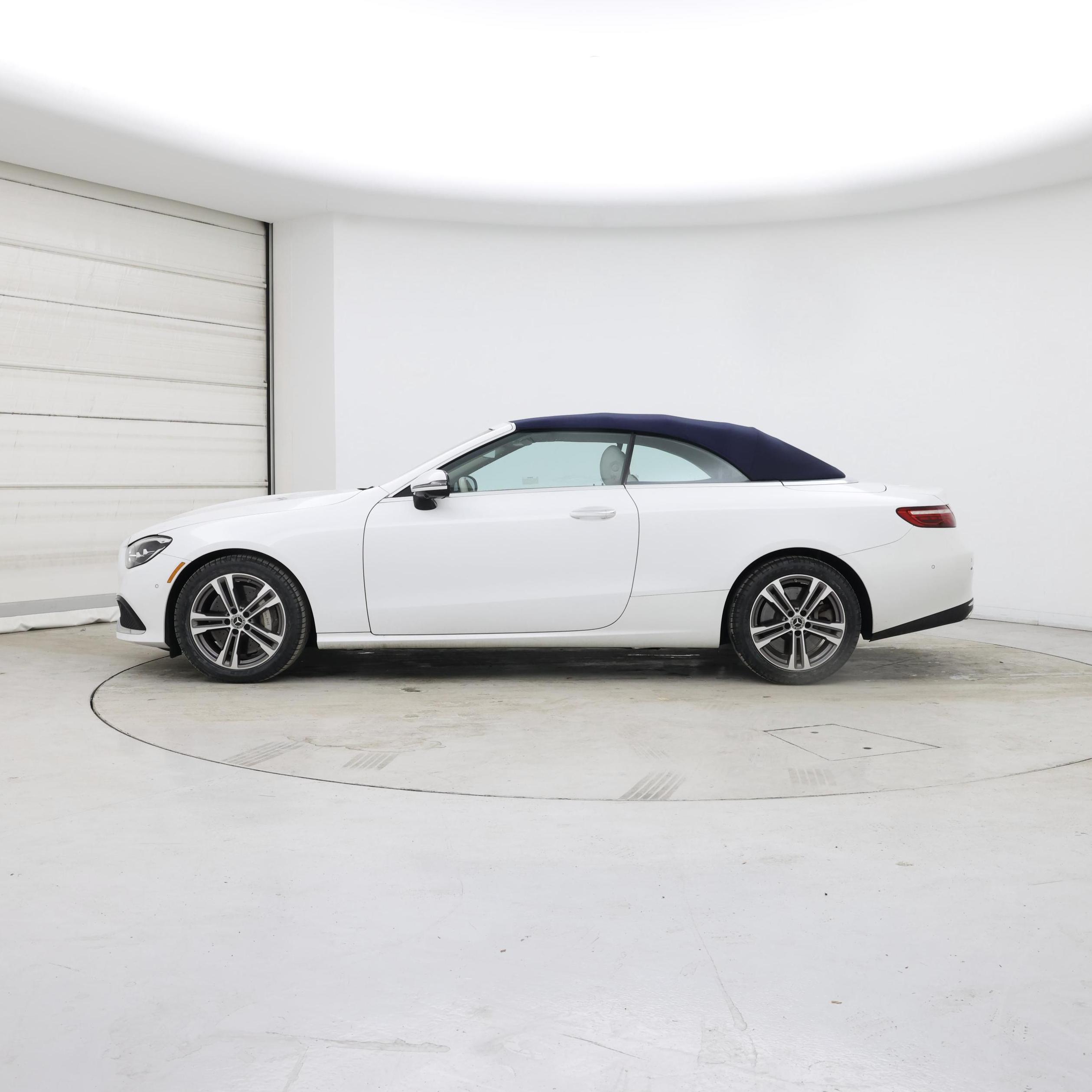 Thumbnail: 2023 Mercedes-Benz E-Class - 3