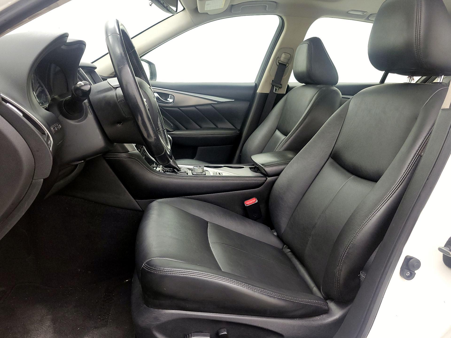 Thumbnail: 2017 INFINITI Q50 - 11