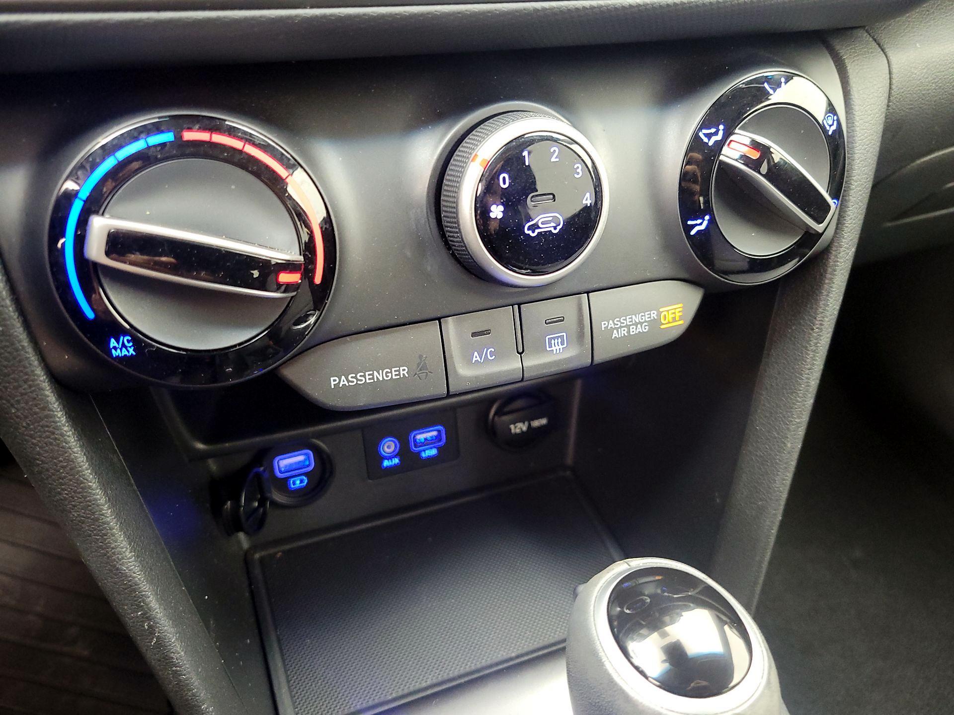 Thumbnail: 2021 Hyundai Kona - 16