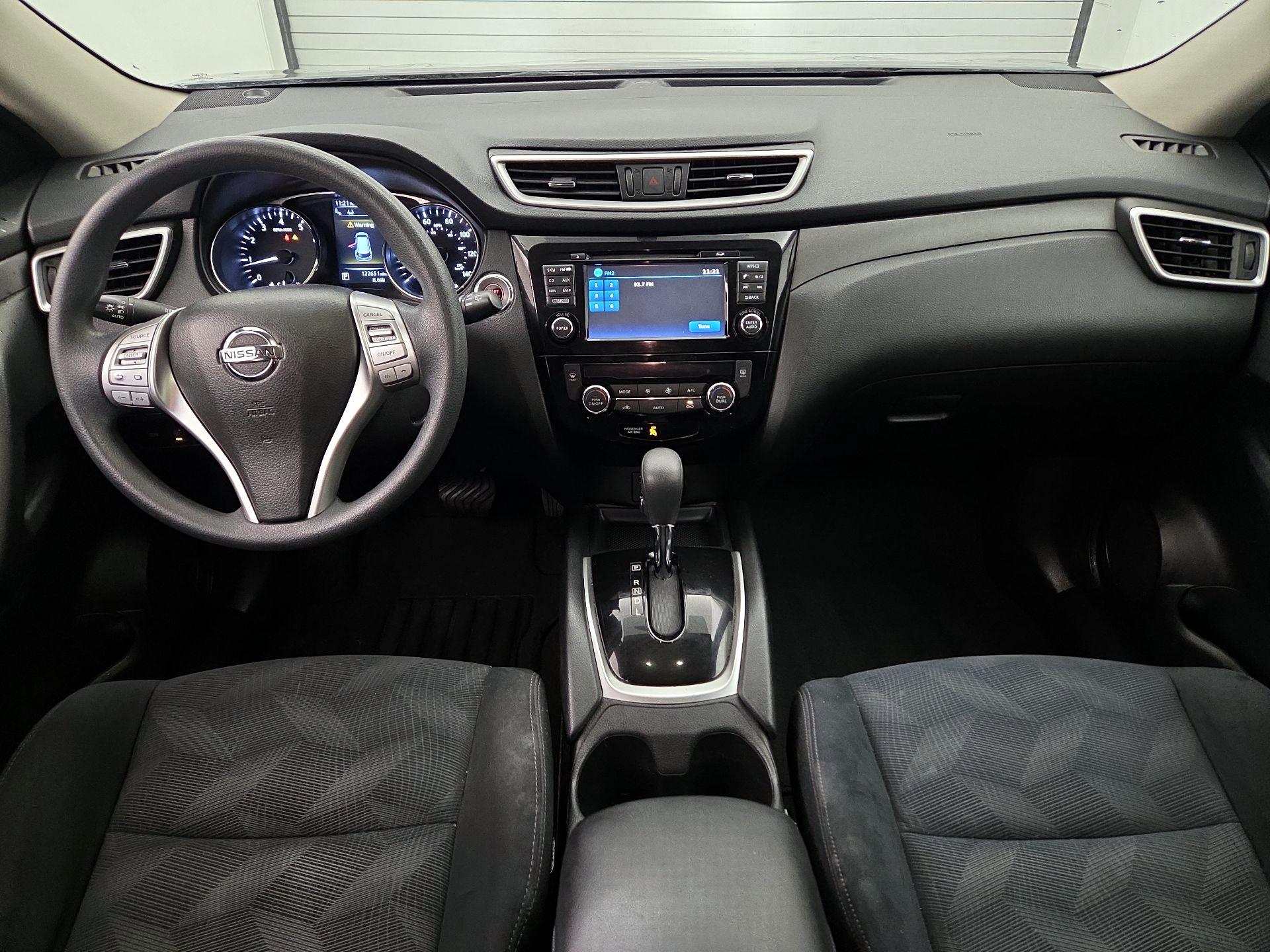 Thumbnail: 2015 Nissan Rogue - 9