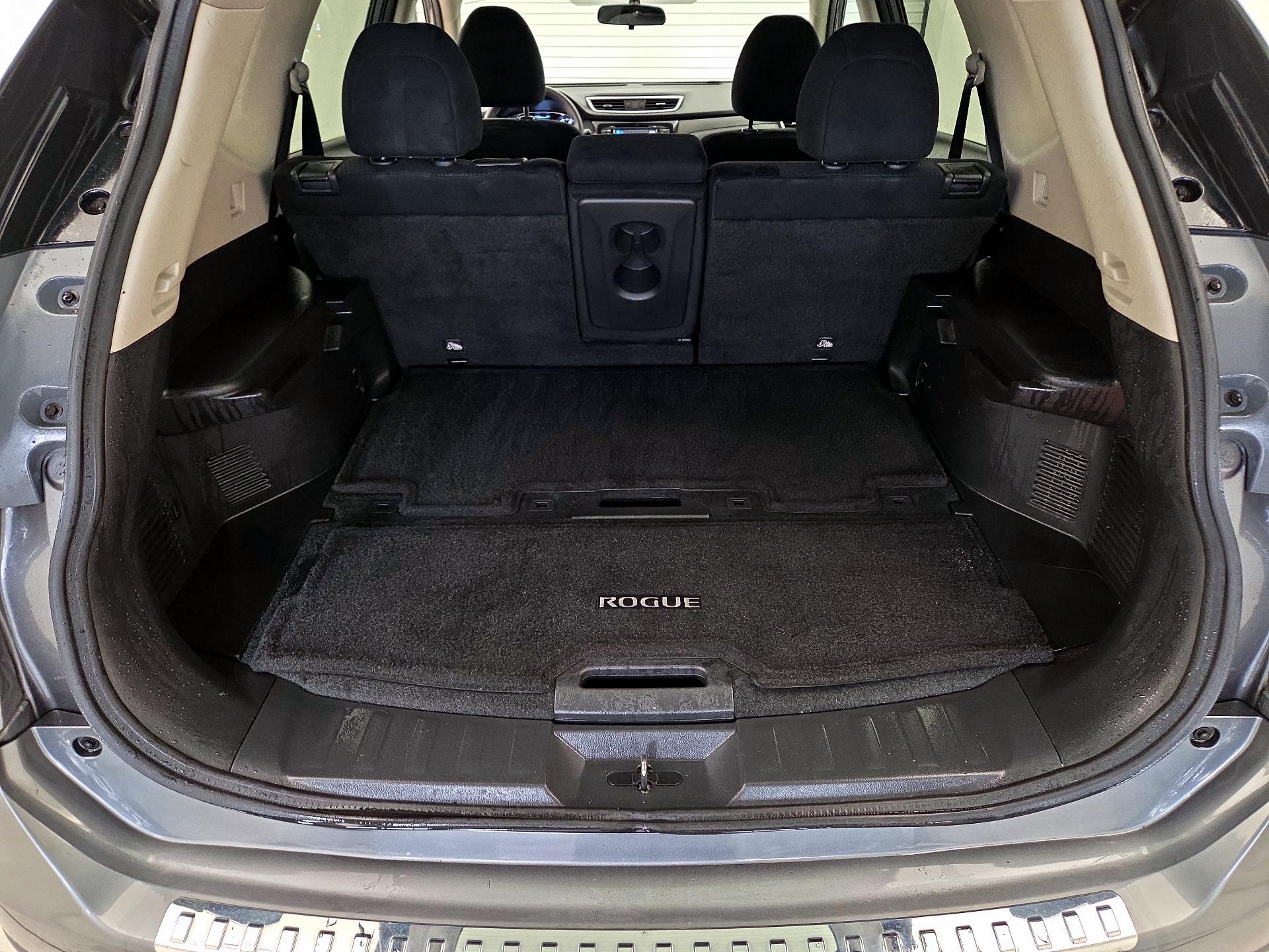 Thumbnail: 2015 Nissan Rogue - 20