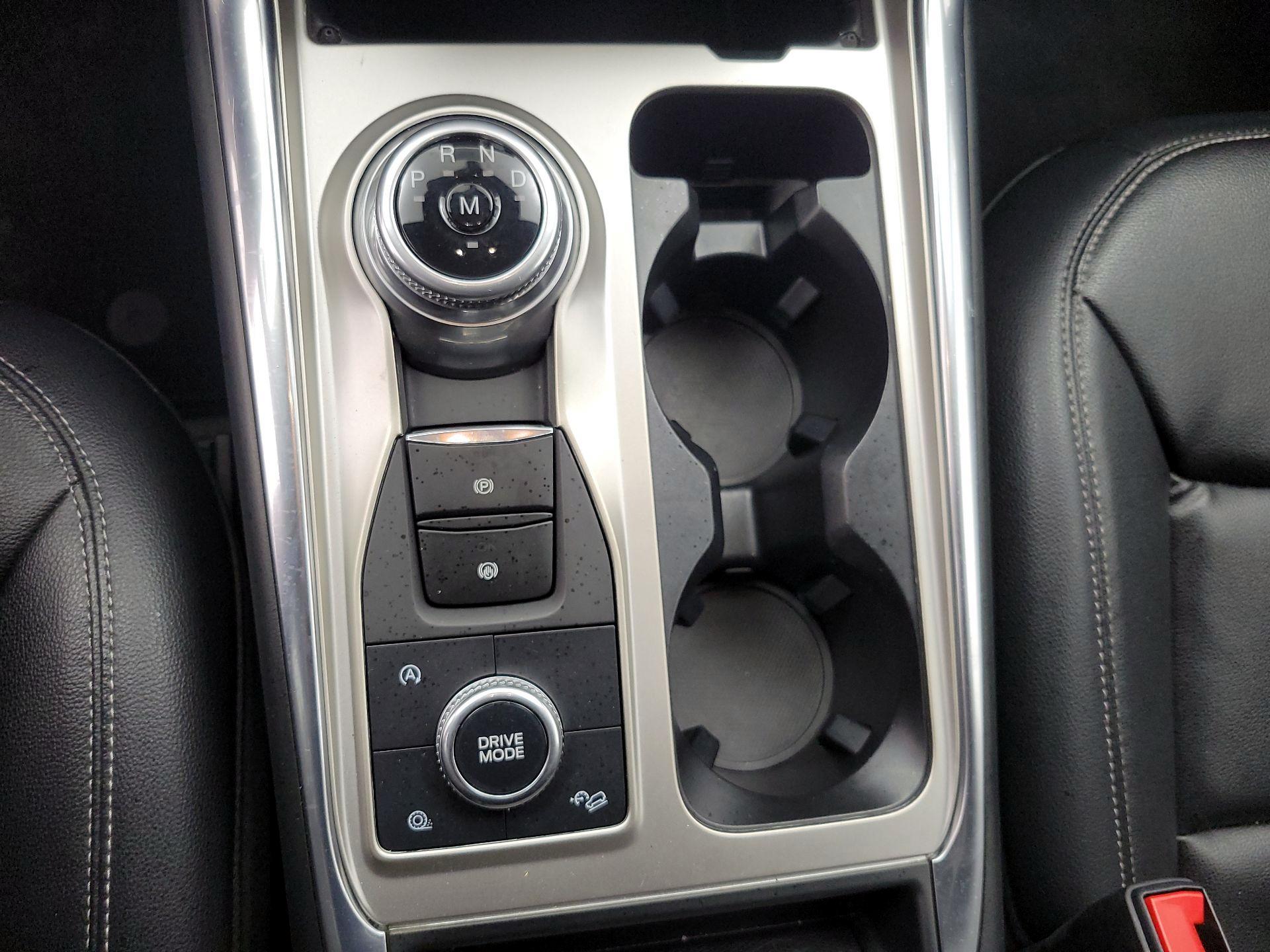 Thumbnail: 2020 Ford Explorer - 18
