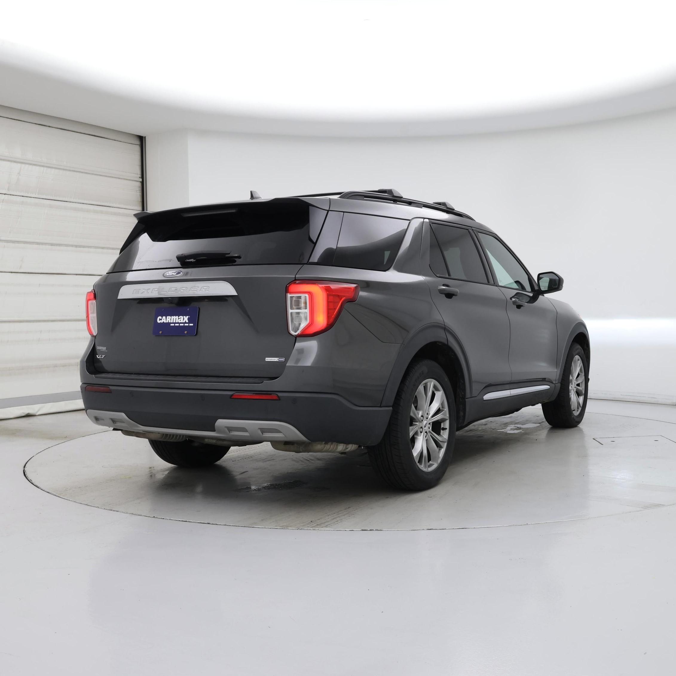 Thumbnail: 2020 Ford Explorer - 8