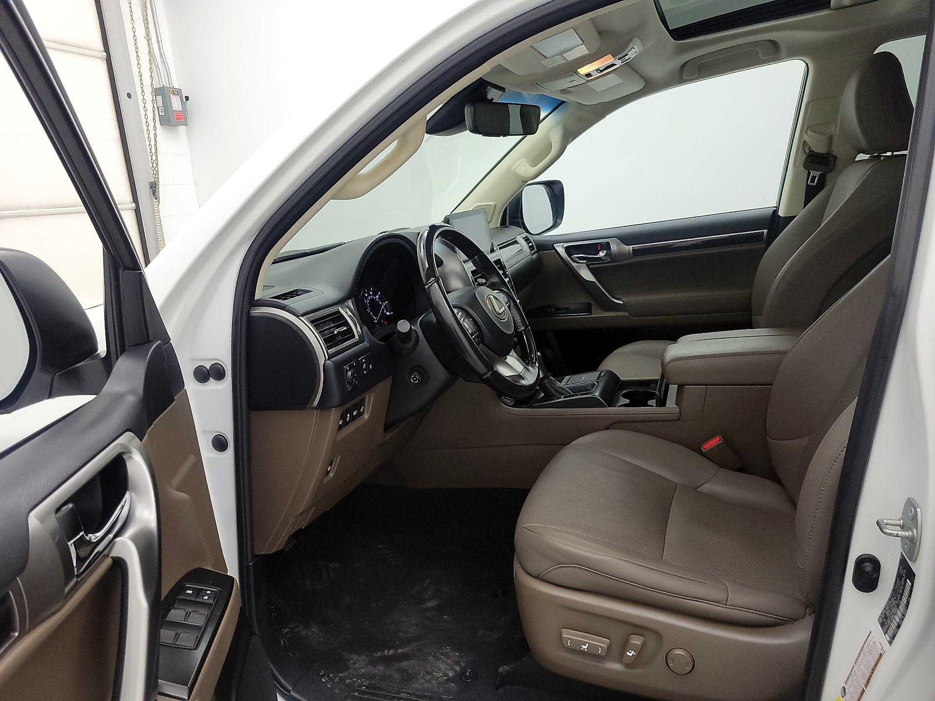 Thumbnail: 2022 Lexus GX - 11