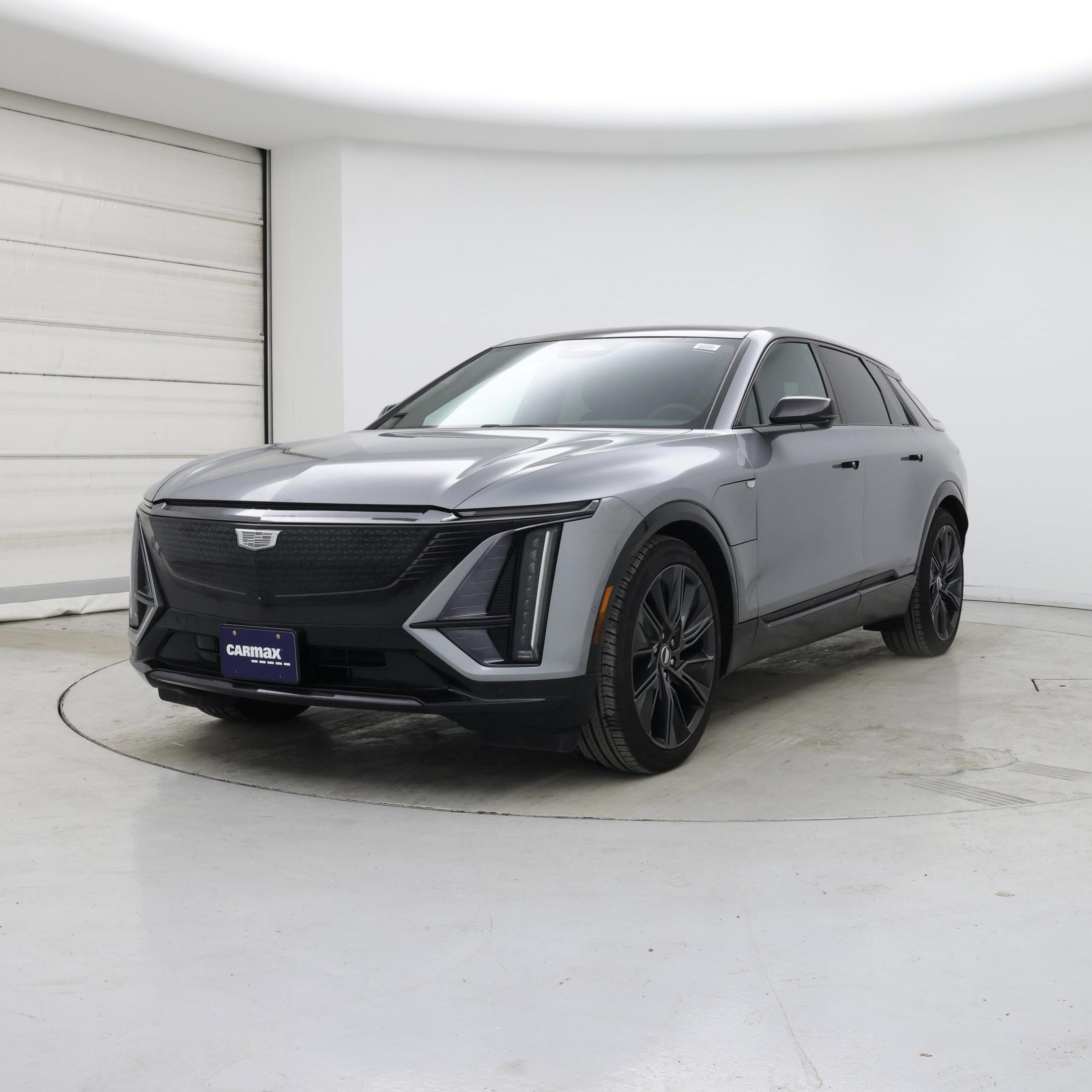 Thumbnail: 2024 Cadillac Lyriq - 4