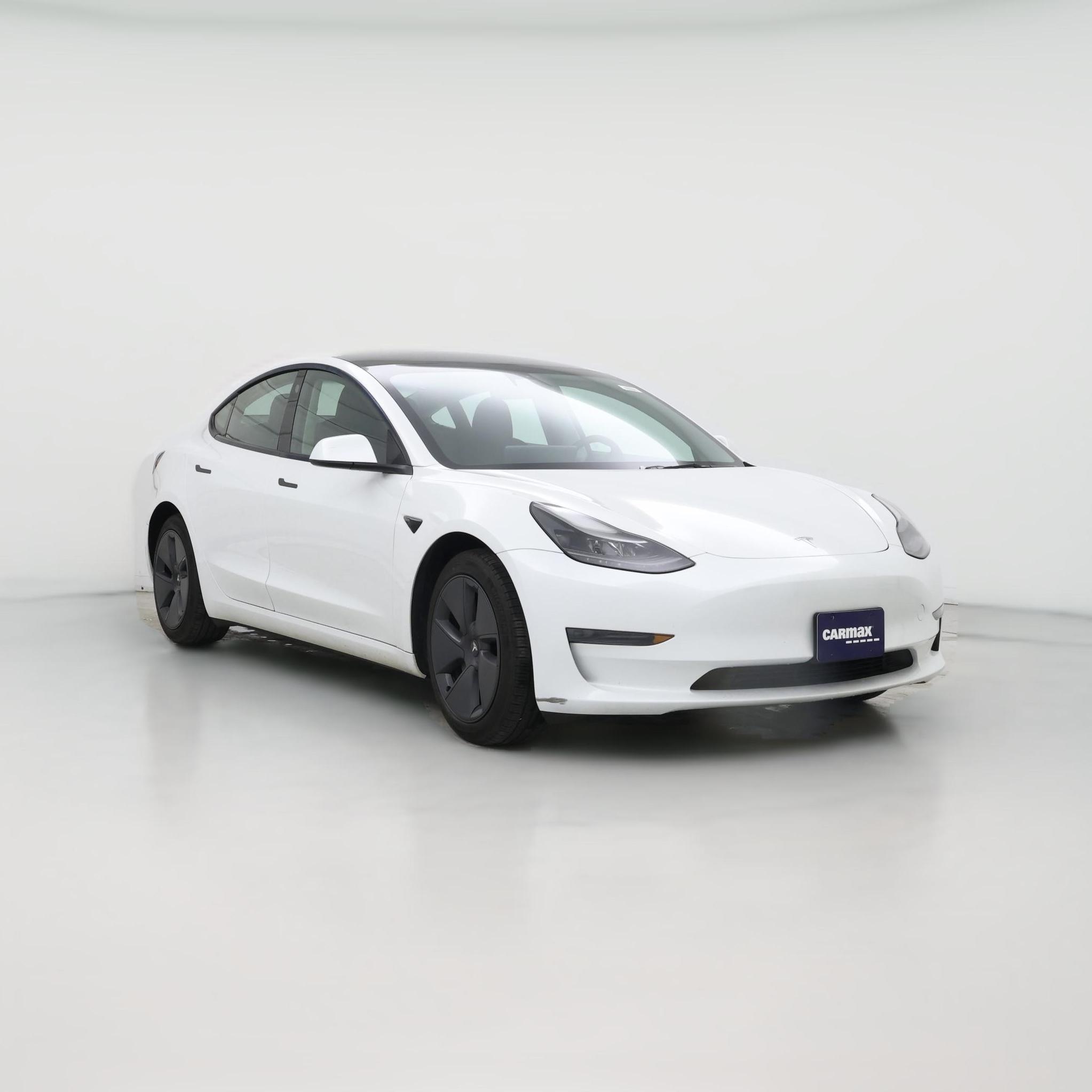 Thumbnail: 2023 Tesla Model 3 - 1