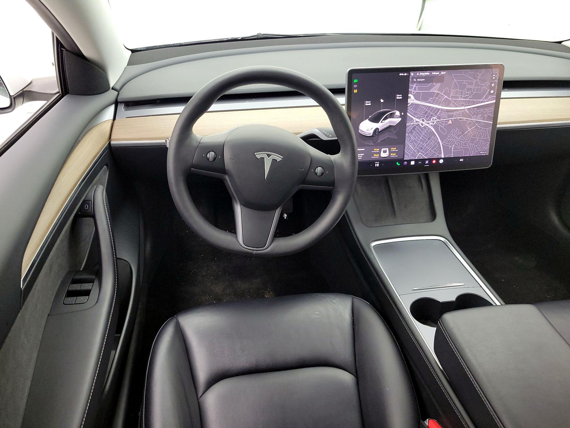 Thumbnail: 2023 Tesla Model 3 - 10