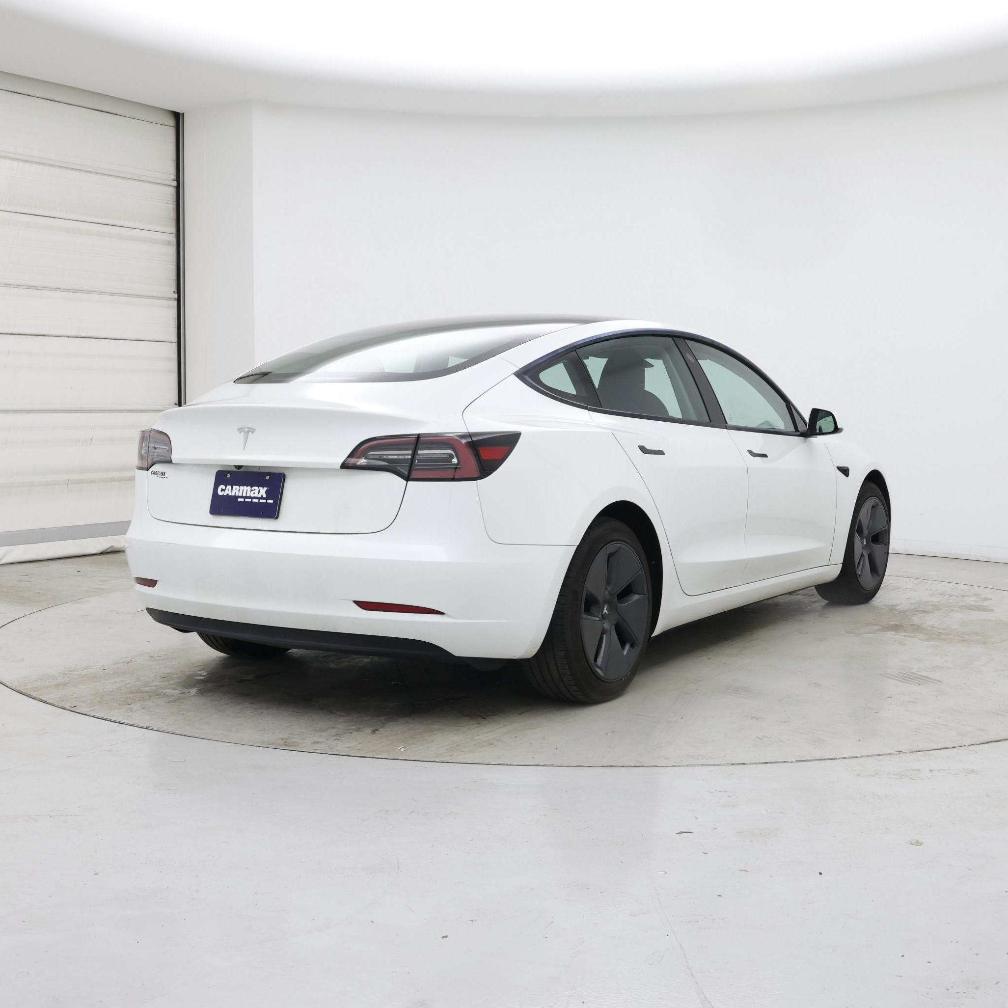 Thumbnail: 2023 Tesla Model 3 - 8